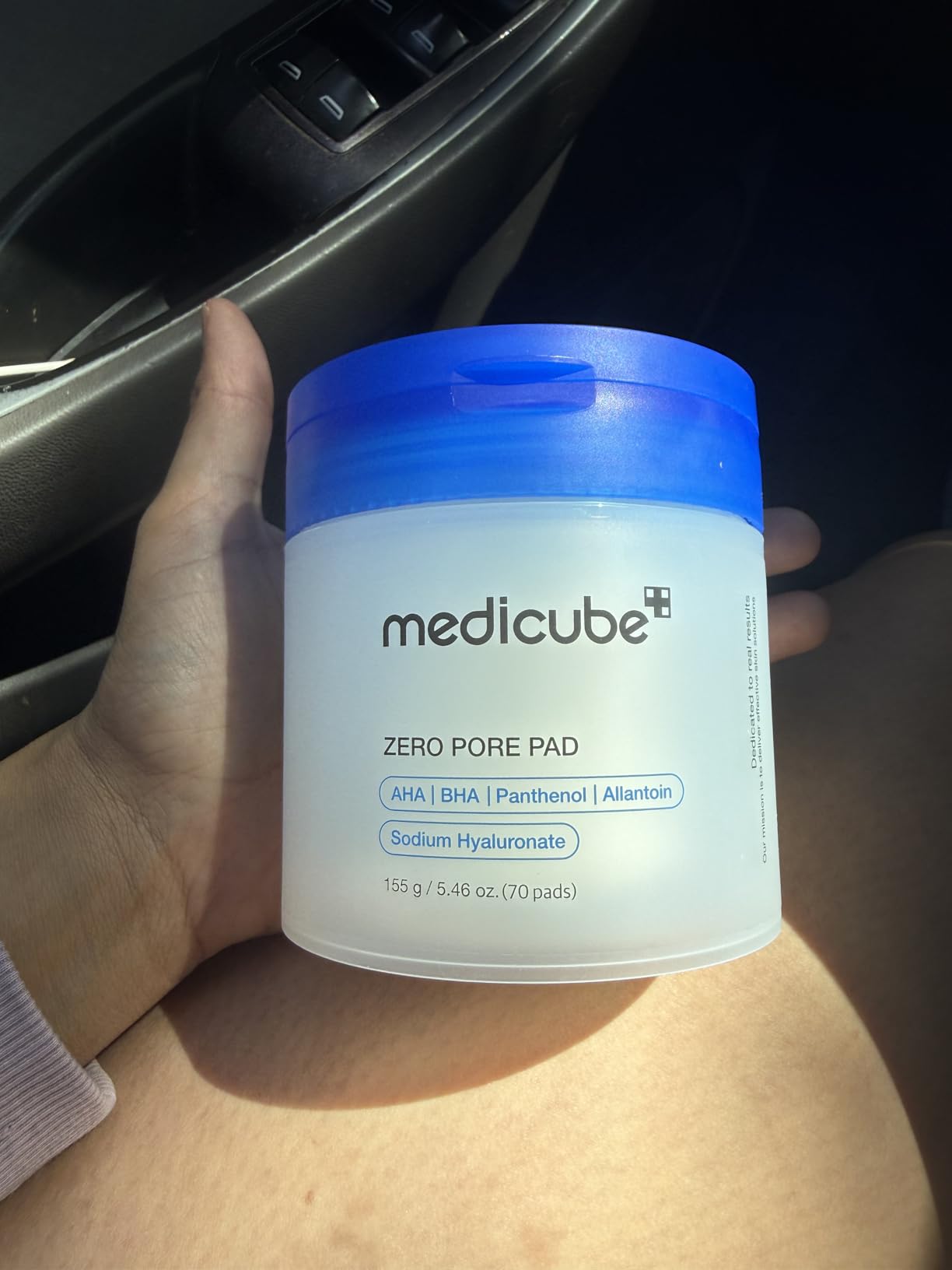 medicube Toner Pads Zero Pore Pad 2.0 | Dual-Textured Facial Pad for Exfoliation and Pore Care with 4.5% AHA Lactic Acid, 0.45% BHA Salicylic Acid | Ideal for All, Korean Skin Care, 70 Pads customer photo 1