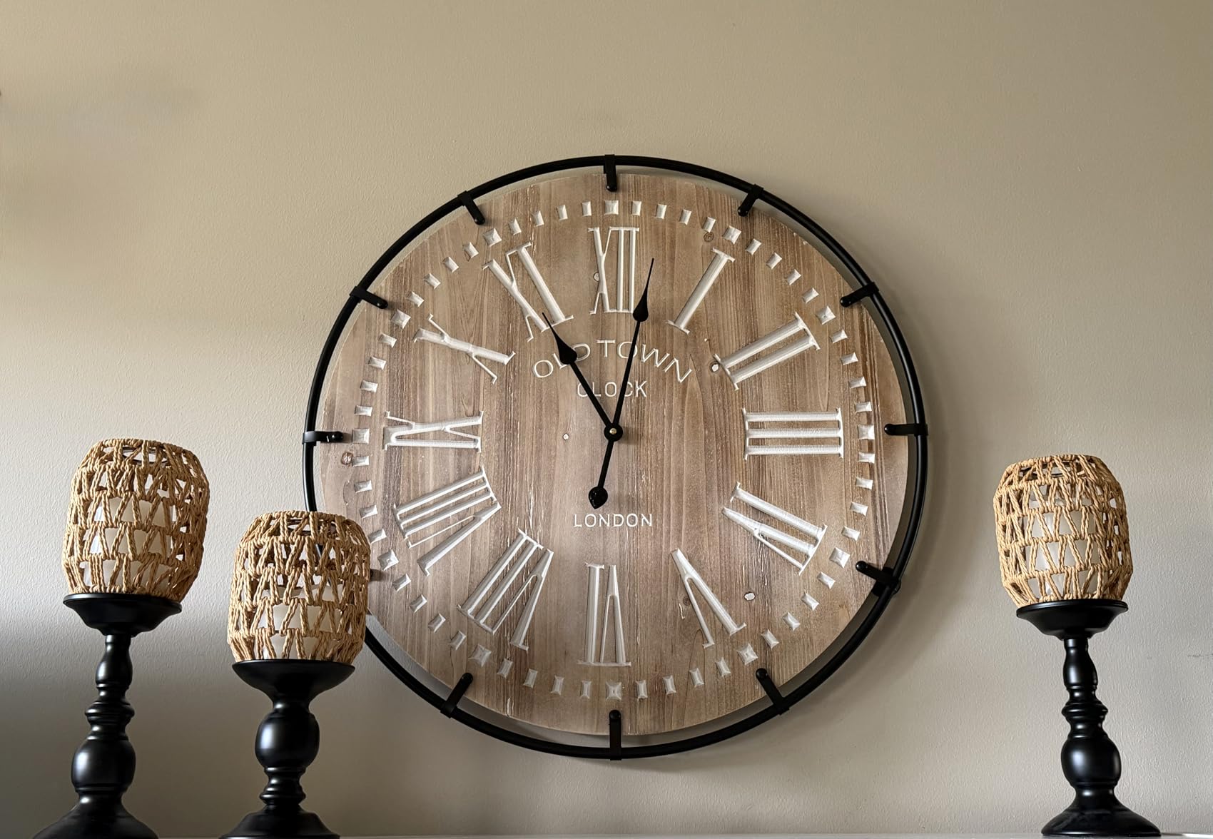 EMAX HOME 24 Inch Large Farmhouse Wall Clock, Rustic Antique Wood with Metal Circle and Large Engraved Numerals, Silent Battery Operated Wall Clock for Office Kitchen Bedroom Living Room customer photo 2