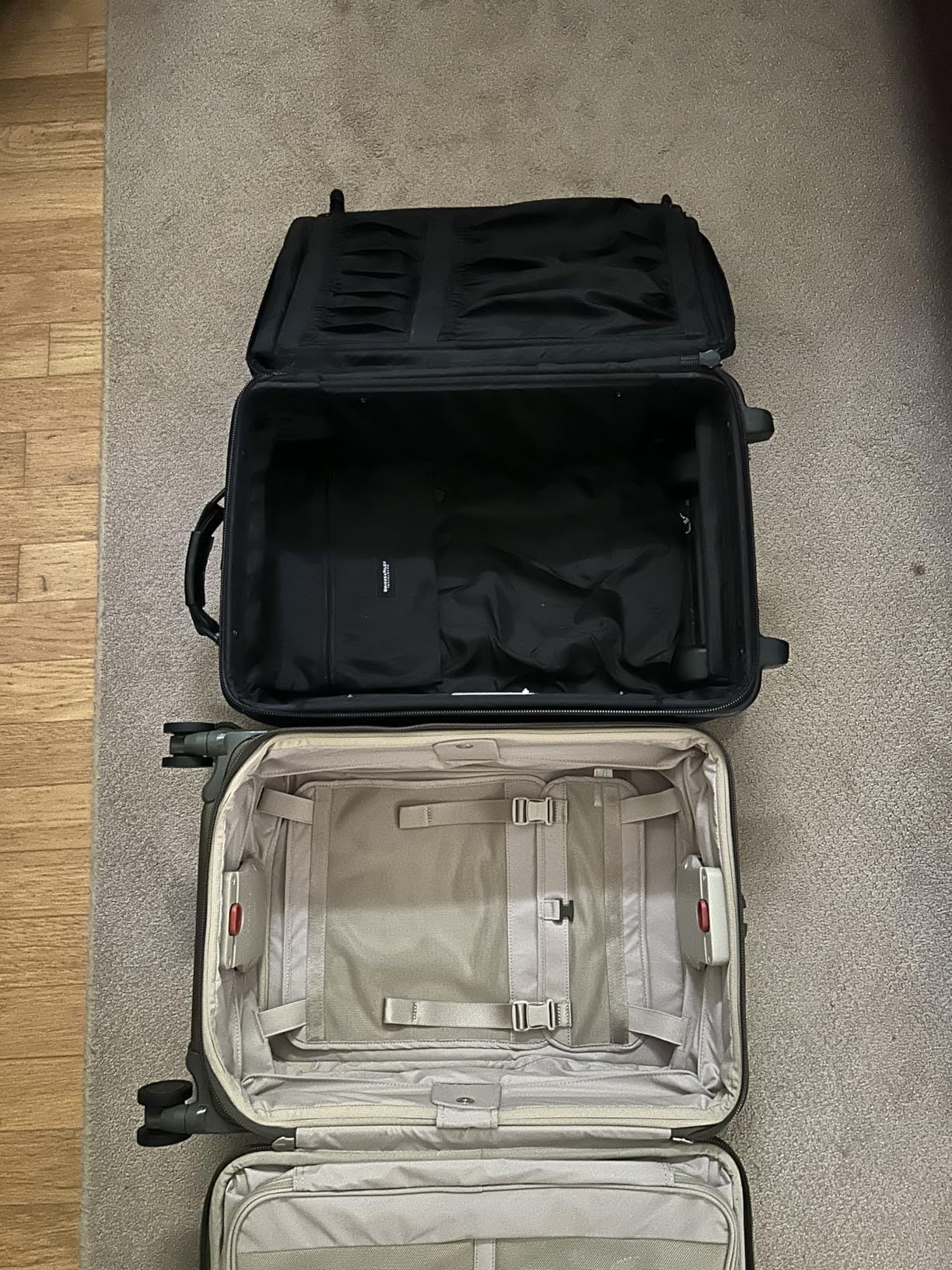Briggs & Riley Baseline 26-Inch Medium Expandable Spinner - Checked Luggage, Softside Rolling Bag, Self-Repairing Zipper - Baseline Collection, Navy customer photo 1