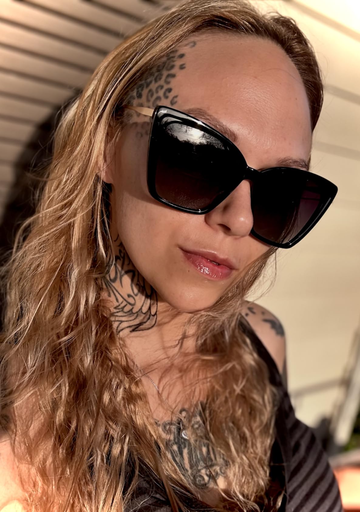 SOJOS Trendy Polarized Sunglasses For Women Retro Womens Oversized Square Cat Eye Sun Glasses UV Protection SJ2206 customer photo 1