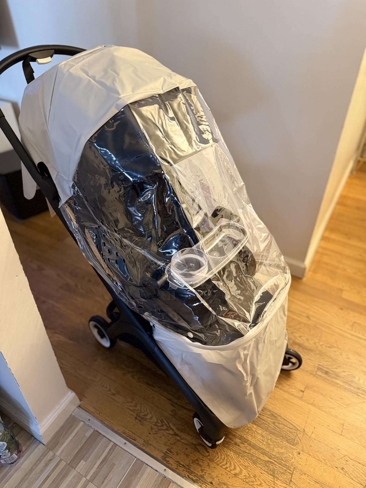 Bugaboo Butterfly - 1 Second Fold Ultra-Compact Stroller - Lightweight & Compact - Great for Travel - Midnight Black customer photo 1