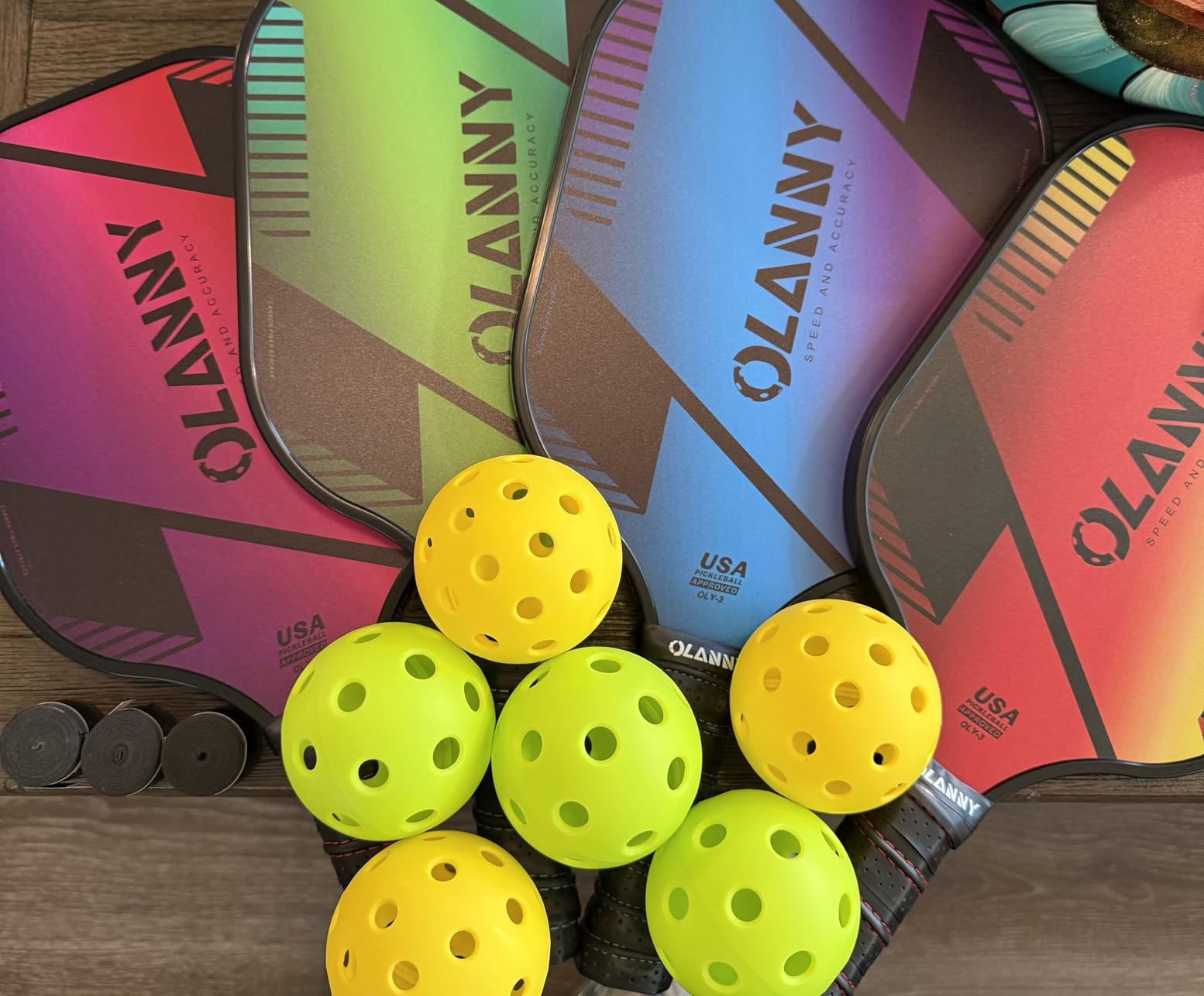 OLANNY Graphite Pickleball Paddles Set- Premium Rackets Fiber Face & Polymer Honeycomb Core Pickleball Set Includes Pickleball Paddles + Pickleball Balls+ Replacement Soft Grip + 1 Bag customer photo 1