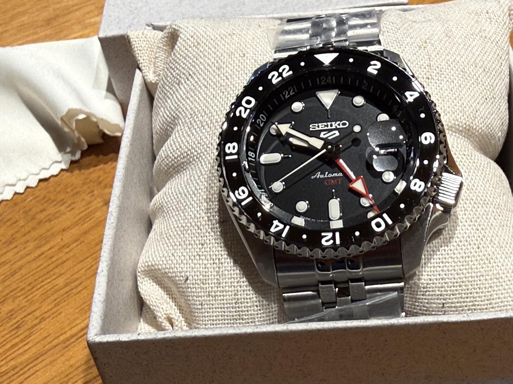 Seiko 5 Sports SSK001 Automatic GMT Watch for Men - Black Dial, 100m Water-Resistant customer photo 2