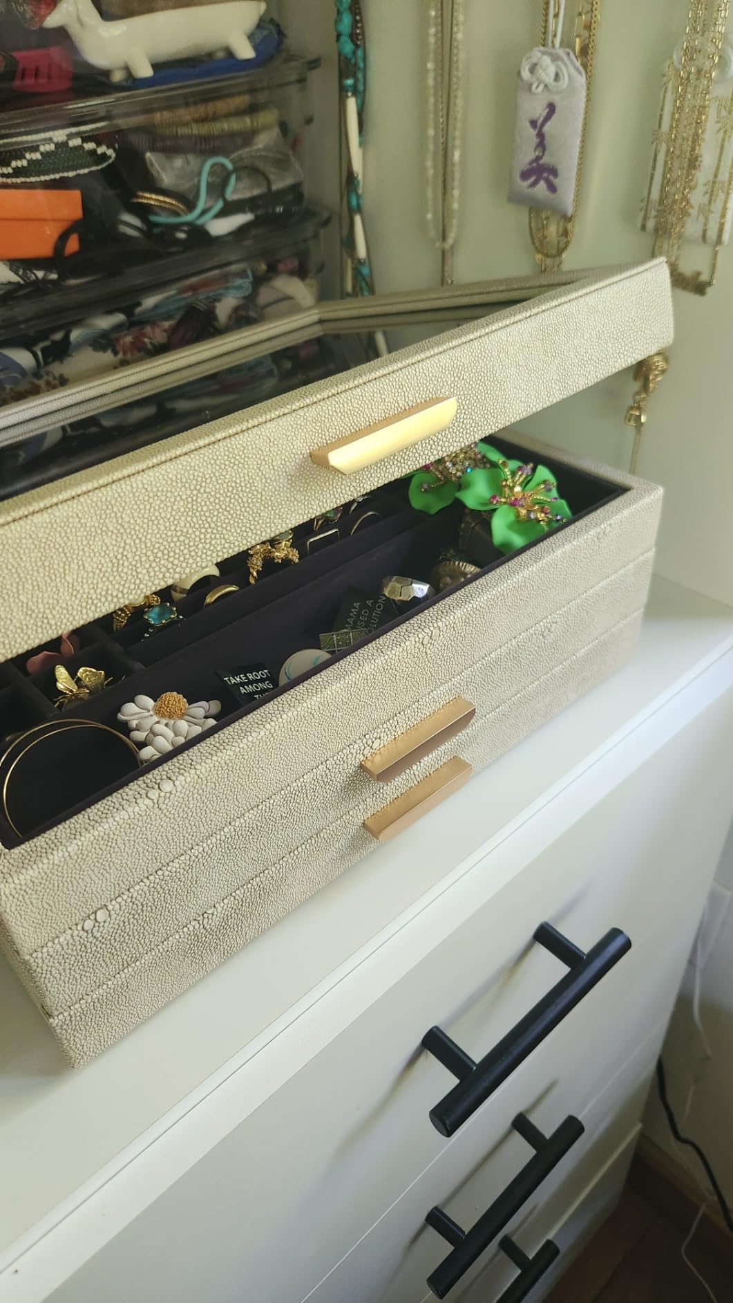 CASE ELEGANCE Large 3 Tier Jewelry Box, Storage Case Organizer for Women Girls Wife, Glass Lid for Earrings Bracelets Rings Necklaces, Shagreen Vegan Leather, Velvet Lined Jewelry Box, Brass Hardware customer photo 2