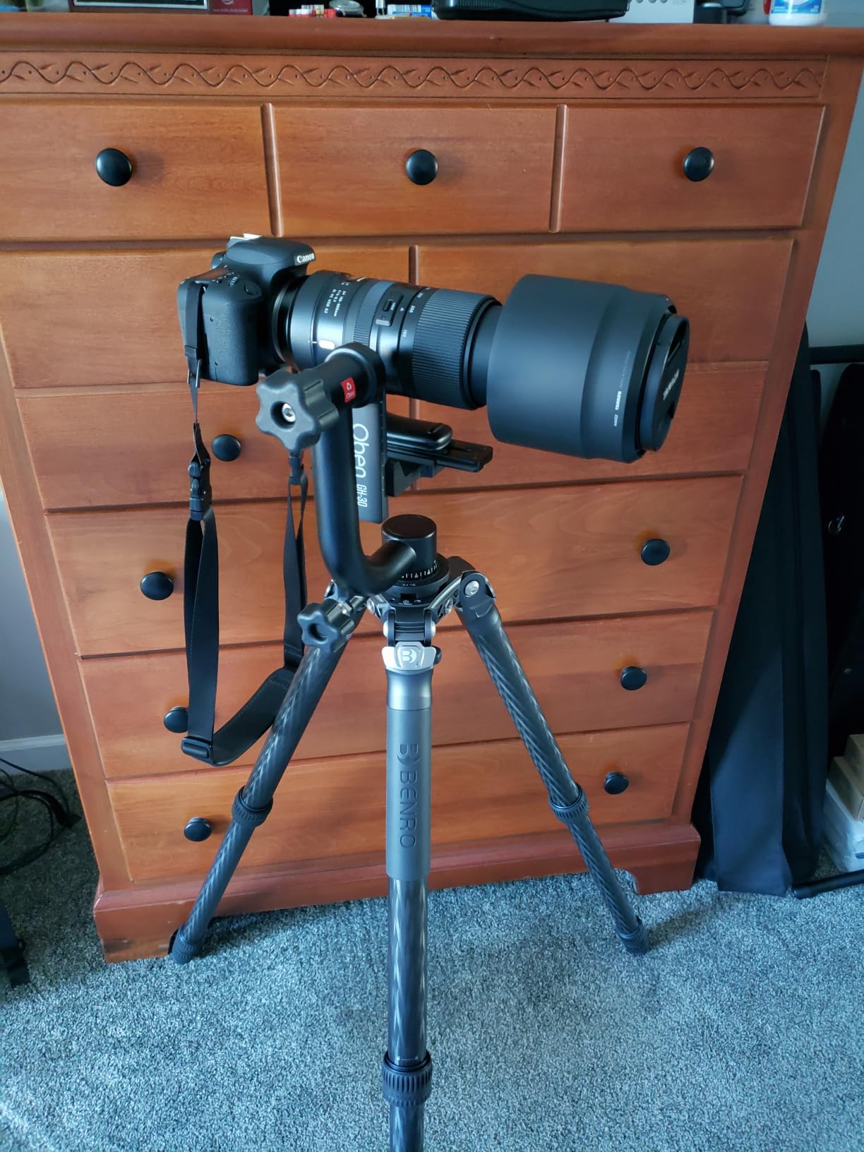 Benro Mammoth Carbon Fiber Tripod - Heavy-Duty 4-Section Tripod with 75mm Bowl, Twist Locks customer photo 2