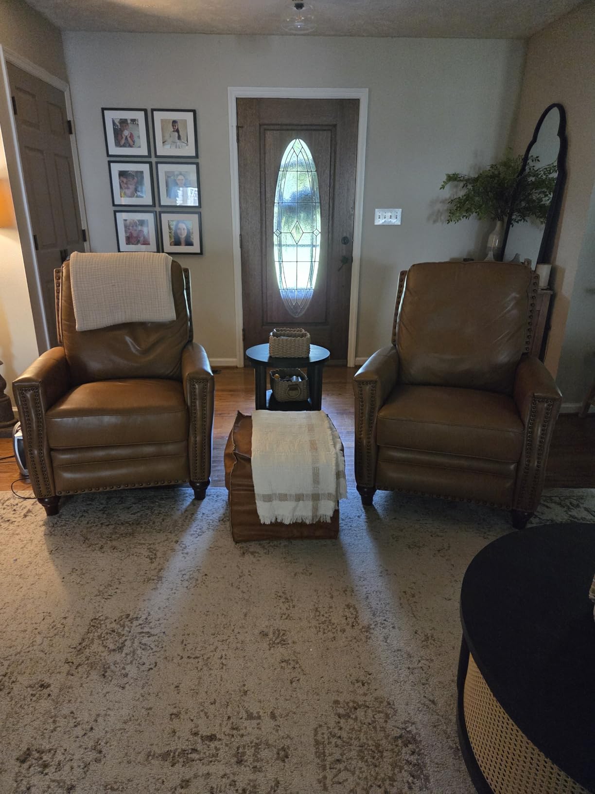 HULALA HOME Genuine Leather Manual Recliner Chair with Adjustable Backrest & Footrest, Mid Century Modern Push Back Recliner with Nailhead Trim & Wood Legs-for Living Room Home Theater, Saddle customer photo 1