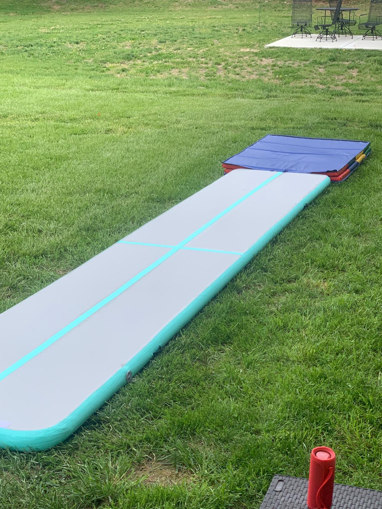 GYUEM 13ft/16ft/20ft Inflatable Air Gymnastics Mat Training Mats 4.3ft Widening 4 inches Thickness Gymnastics Tracks with Electric Air Pump for Home Use/Training/Cheerleading/Yoga/Water customer photo 1
