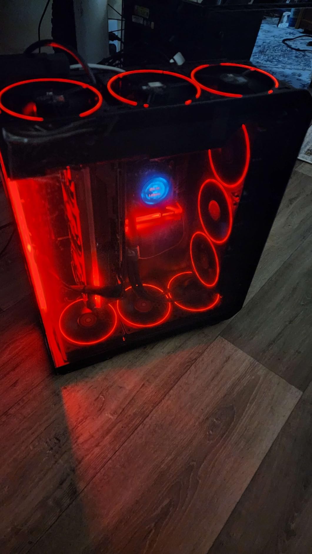 ASUS ROG Strix B650E-F Gaming WiFi AMD B650 AM5 Ryzen Desktop 9000 8000 & 7000 ATX Motherboard, 12+2 Power Stages, DDR5, 3X M.2 Slot, PCIe 5.0, WiFi 6E, 2.5G LAN, USB 3.2 Gen 2x2 Type-C, Aura Sync customer photo 1