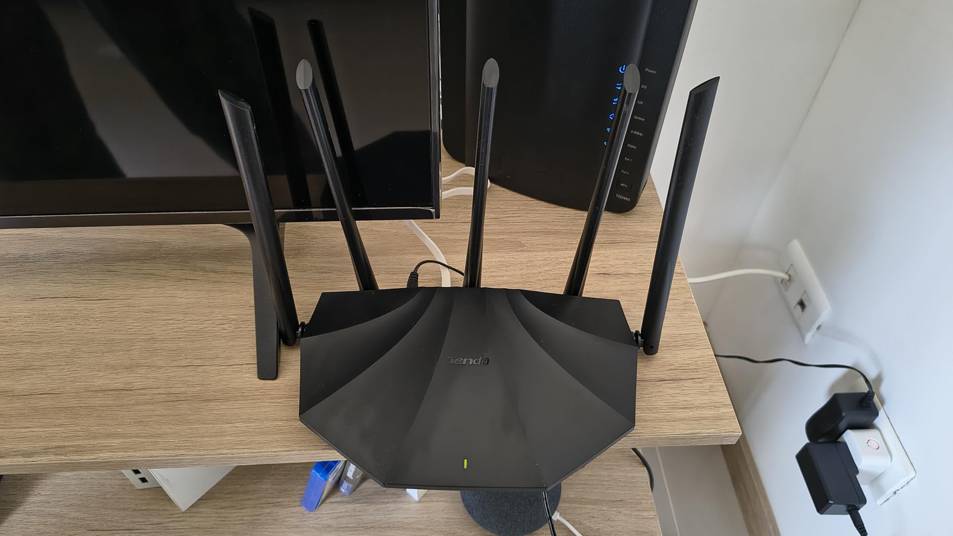 Tenda WiFi 6 Router for Home, AX1500 Dual Band Gigabit Router for Wireless Internet, Long Range Coverage with 5*6dBi High-Gain Antennas, 4 Gigabit Ports, Support WPA3, IPv6, Parental Control(RX2Pro) customer photo 1