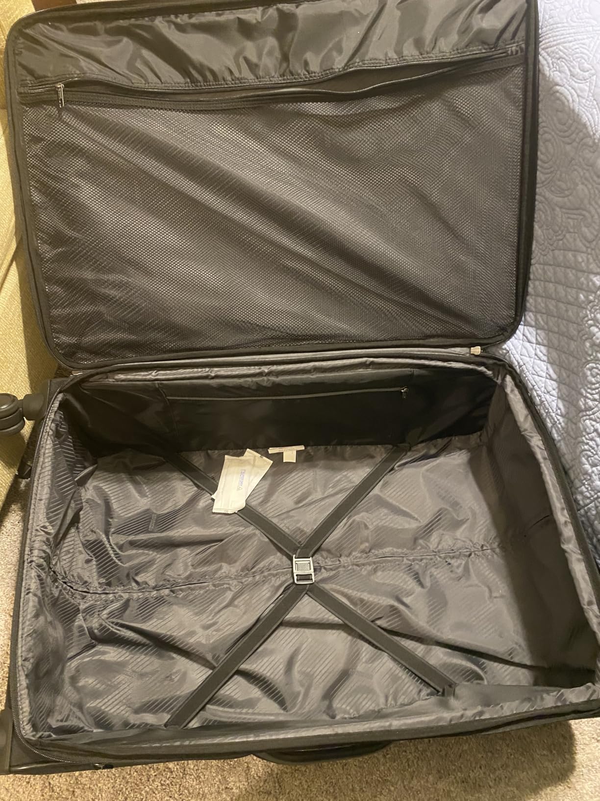 American Tourister 4 KIX 2.0 Expandable Softside Luggage with Spinner Wheels, 20 SPINNER, BLACK customer photo 2