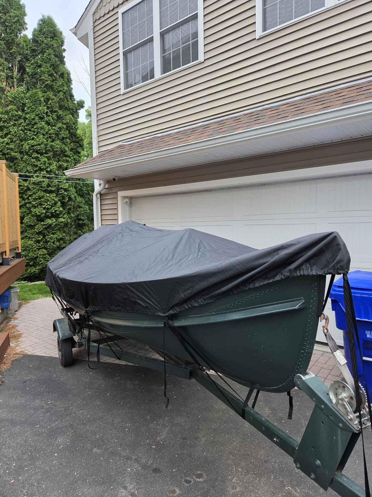 1200D Waterproof Boat Cover - Fits 16' to 18.5' ft Bass, V-Hull, Tri-Hull, Fish & Ski, Runabout Bowrider Boats - Heavy Duty Canvas Black customer photo 2