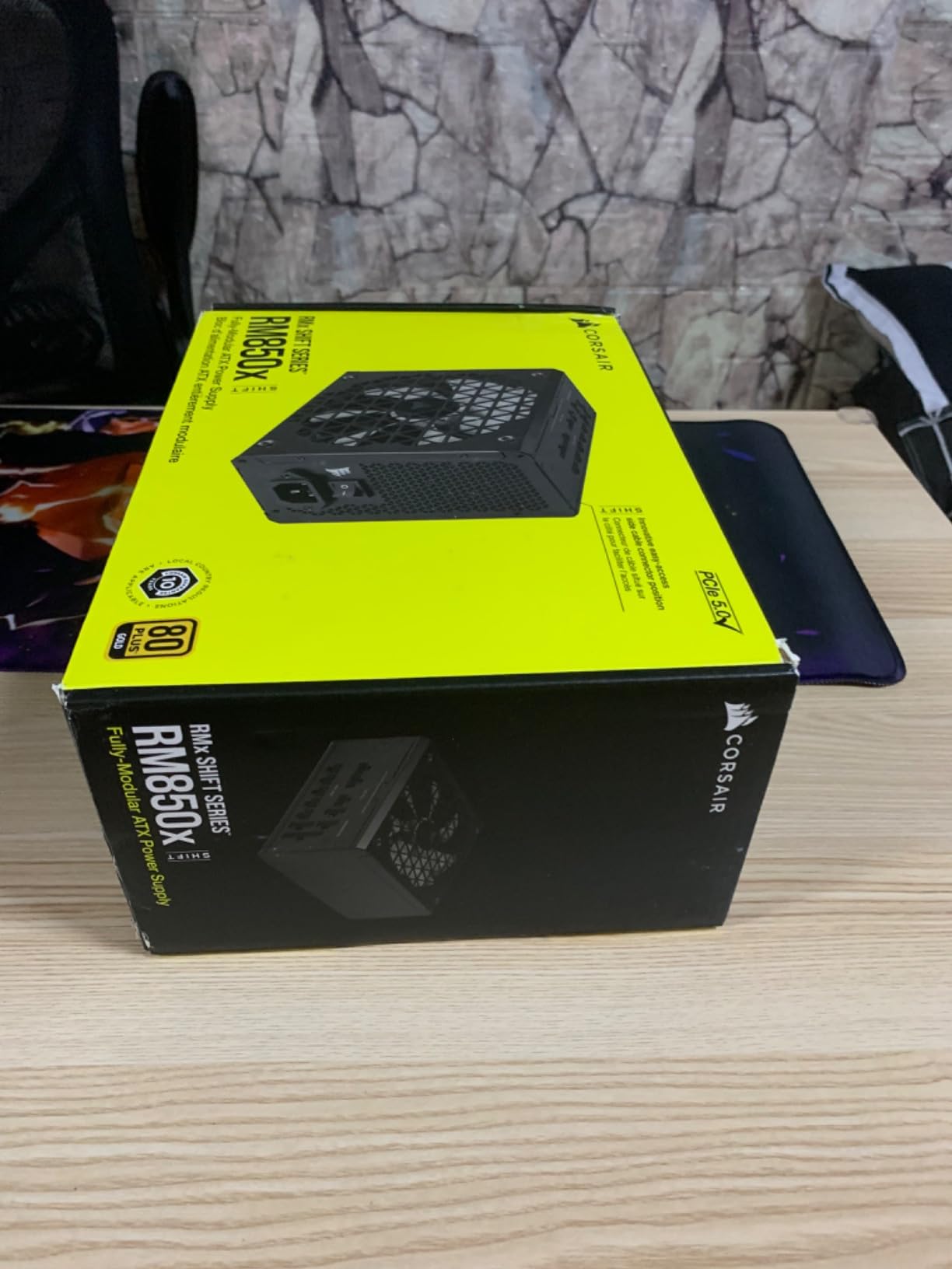 Corsair RM850x Shift Fully Modular ATX Power Supply - 80 Plus Gold - ATX 3.1 & PCIe 5.1 Compatible - Zero RPM - Modular Side-Mounted Connector Interface - Black customer photo 2