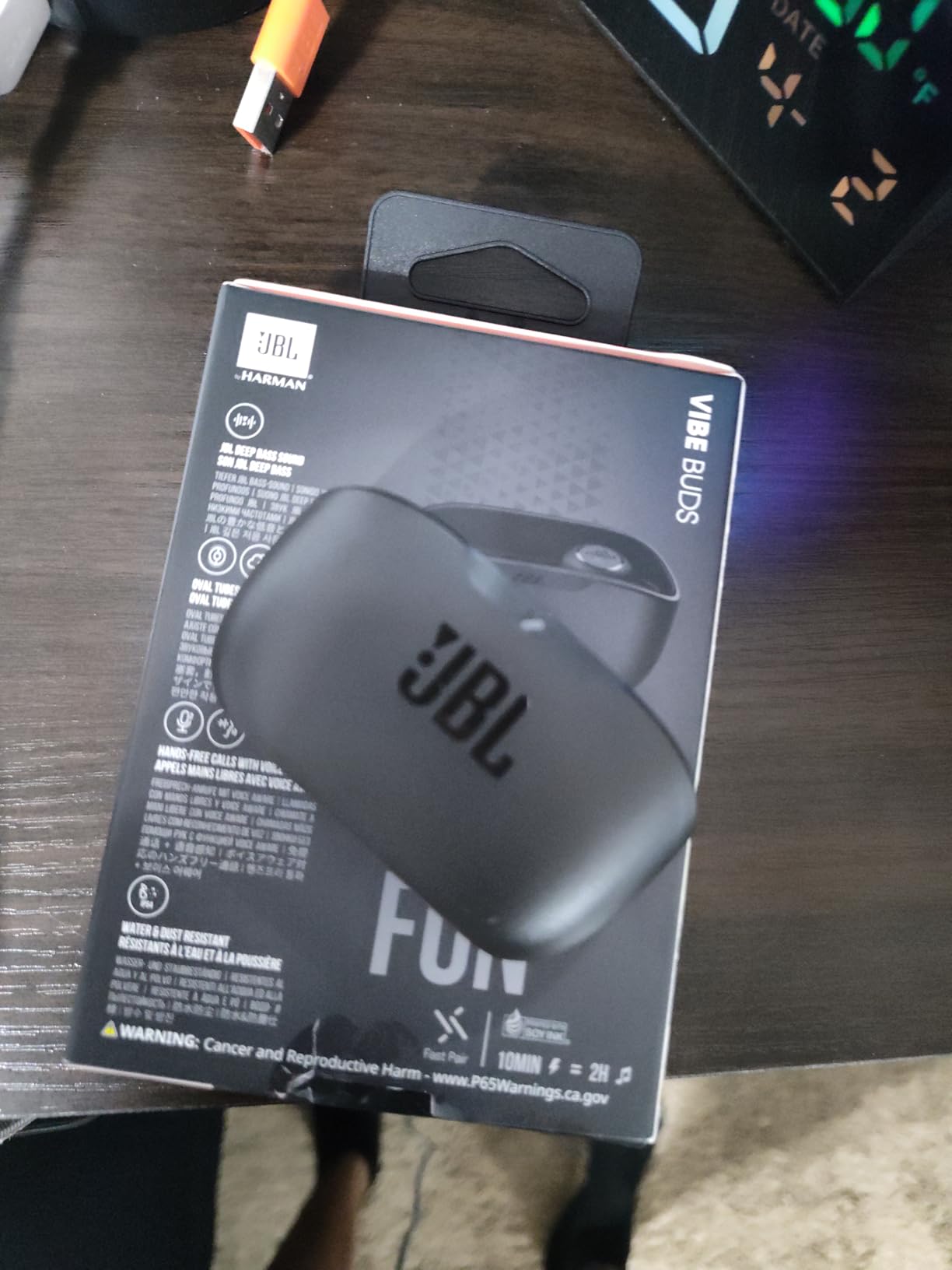 JBL Vibe Buds - True Wireless Earbuds, Smart Ambient, VoiceAware, Up to 32 total hours of battery life with speed charging, Water and dust resistant, JBL Deep Bass Sound (Black) customer photo 1