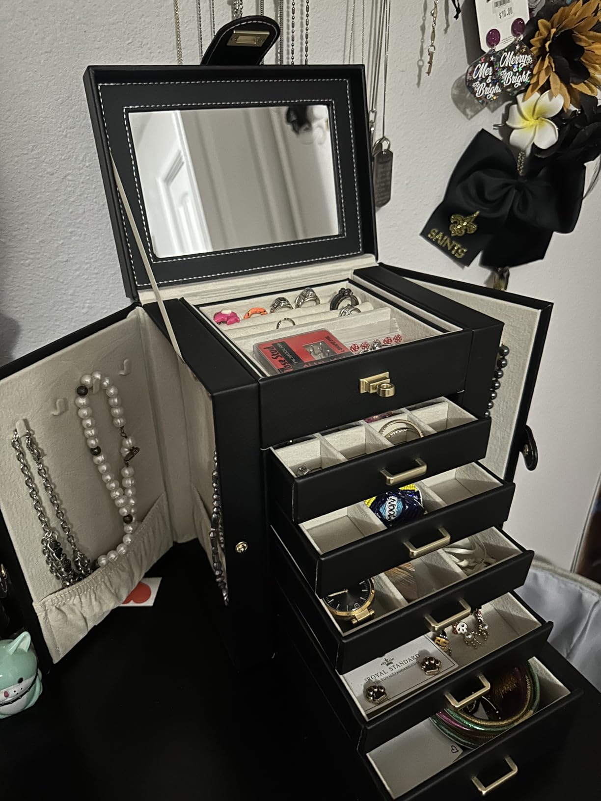 AKOZLIN Jewelry Box Organizer Functional Leather Jewelry Storage Case for Women Girls Ring Necklace Earring Bracelet Holder Organizer with Mirror Black customer photo 1