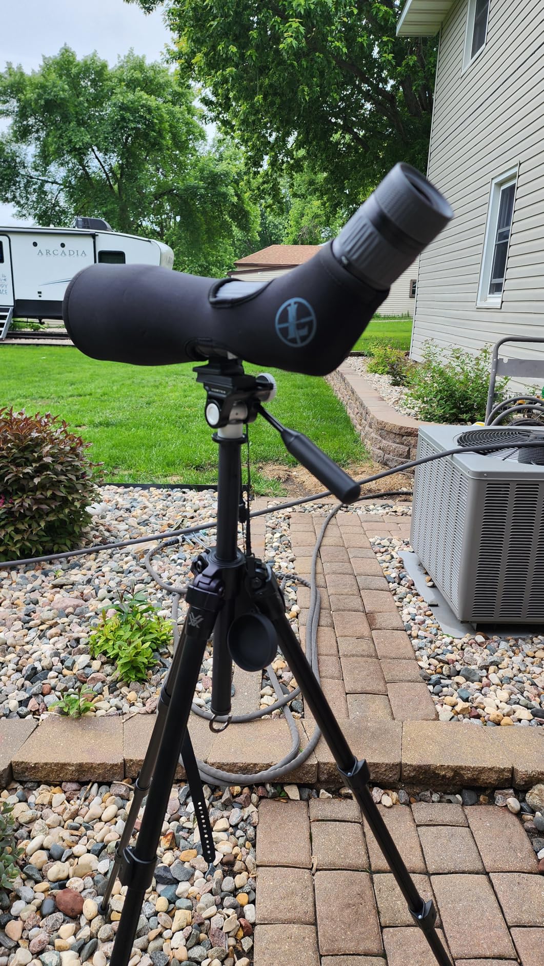Vortex Optics Mountain Pass Tripod Kit - 2-Way Pan Head, 22 lb Max Load, Arca-Swiss Head Mount - Unlimited, Unconditional Warranty customer photo 2