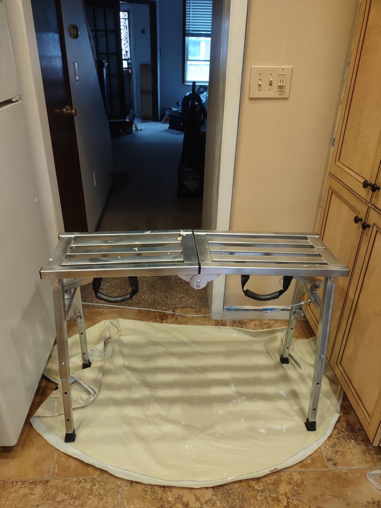 Adjustable Work Platform with 400 lb Duty Rating, Steel Step Ladder, Portable Folding Scaffolding Platform for Painting Walls customer photo 1
