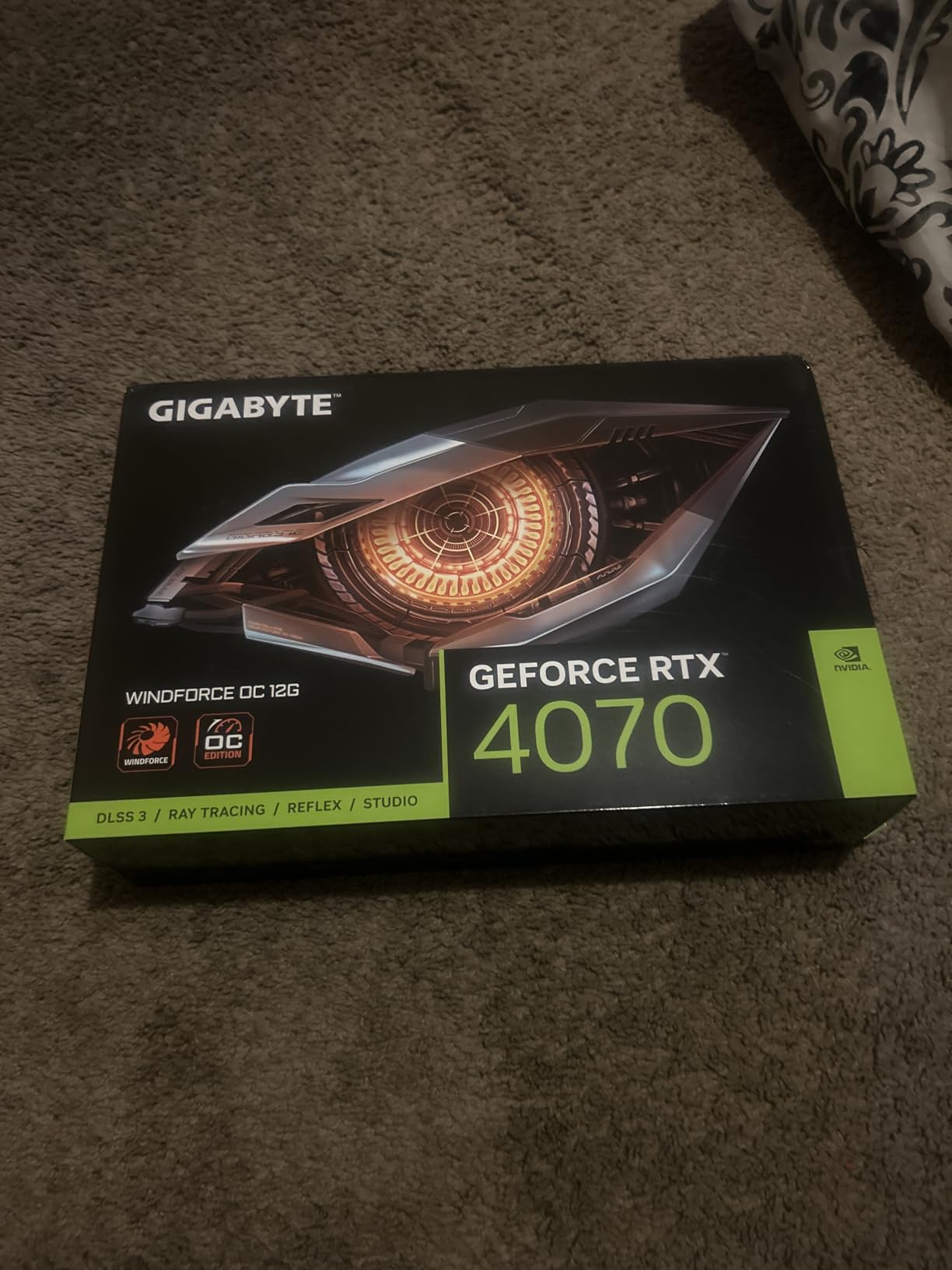 GIGABYTE GeForce RTX 4070 WINDFORCE OC 12G Graphics Card, 12GB 192-bit GDDR6X customer photo 2