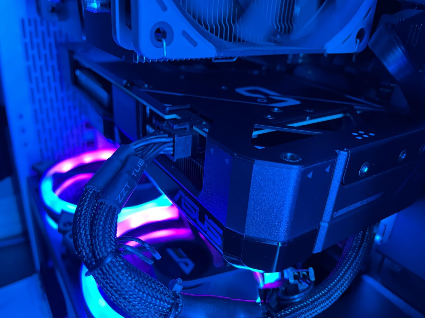 ASUS Dual GeForce RTX 4070 OC Edition 12GB GDDR6X customer photo 2