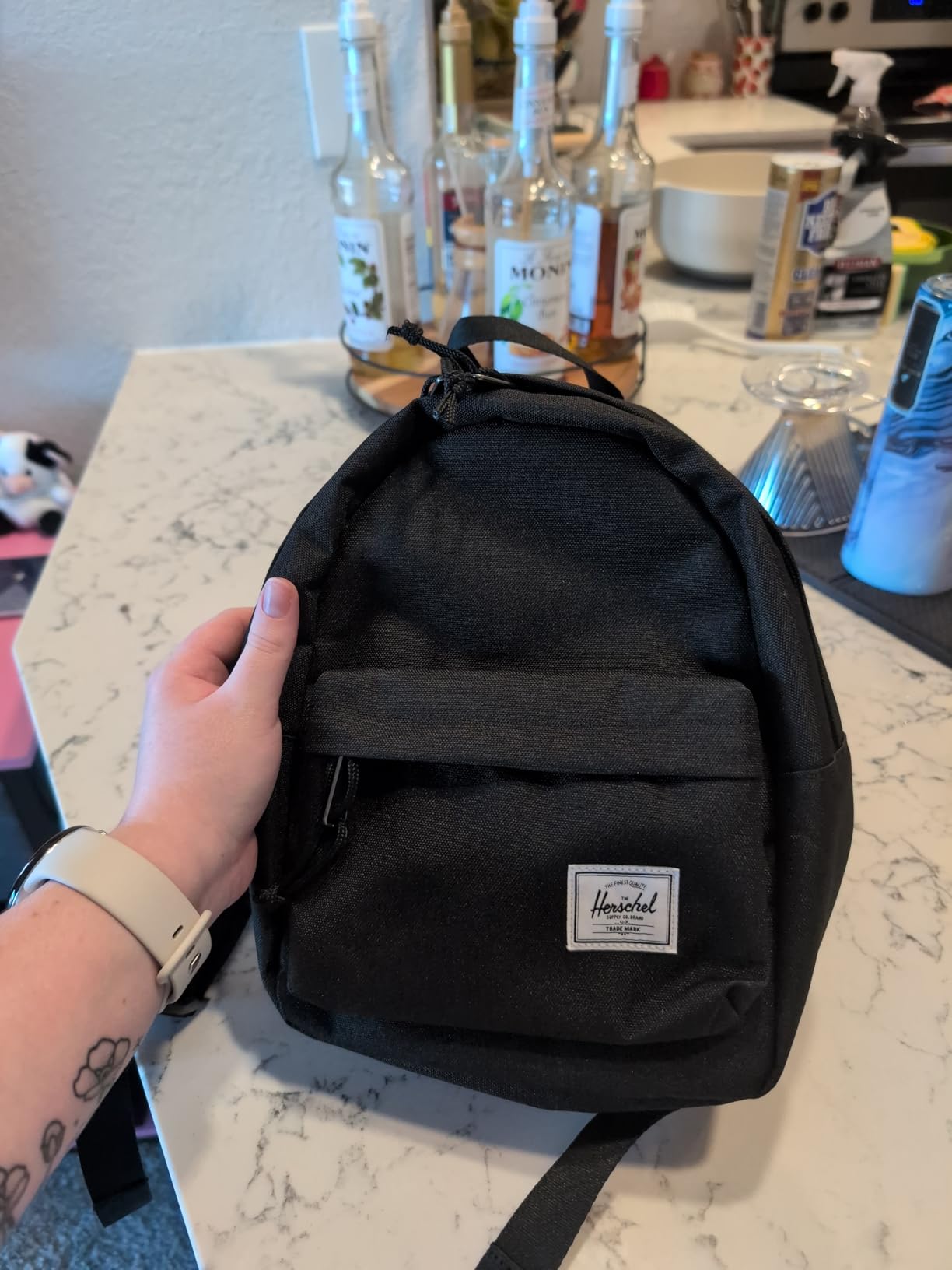 Herschel Classic Backpack, Navy, Mod XL - 25L customer photo 1