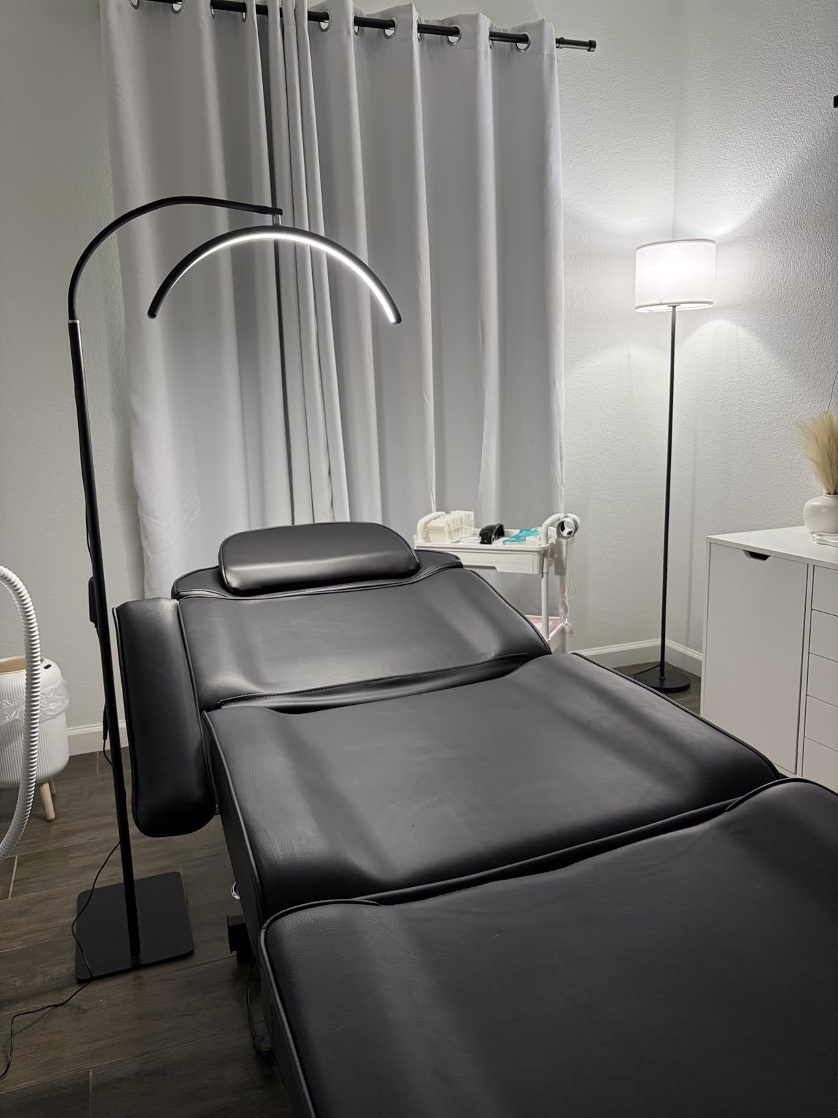 BarberPub Fully Electric Facial Bed with 3 Motor for Esthetician, Electric Tattoo Chair for Client, Facial Bed for Esthetician, Massage Adjustment 2751 (Black, Height (Flat): 25.2