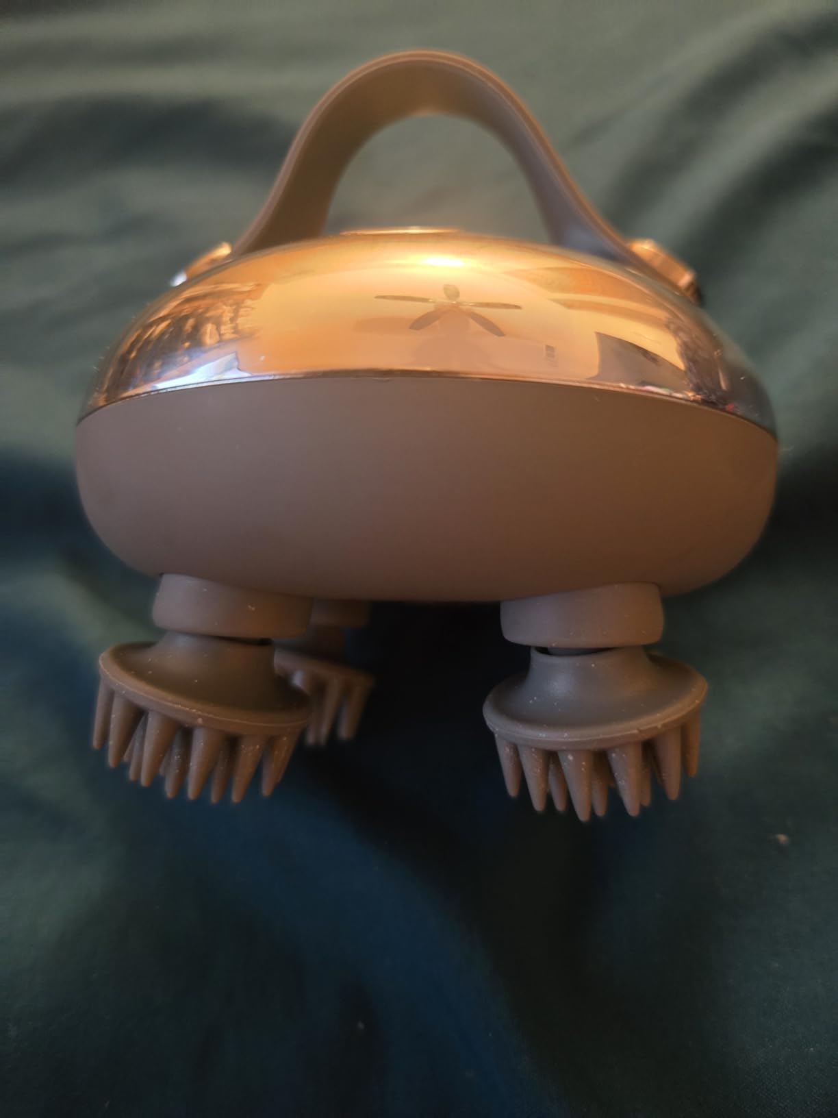 Electric Scalp Massager for Hair & Stress Relief, Anti-Tangle Head Massager, IPX7 Waterproof Scalp Wellness, 3 Modes, 2 Massage Styles, 8 Removable Claws, USB-C Rechargeable (Premium Metallic Finish) customer photo 1