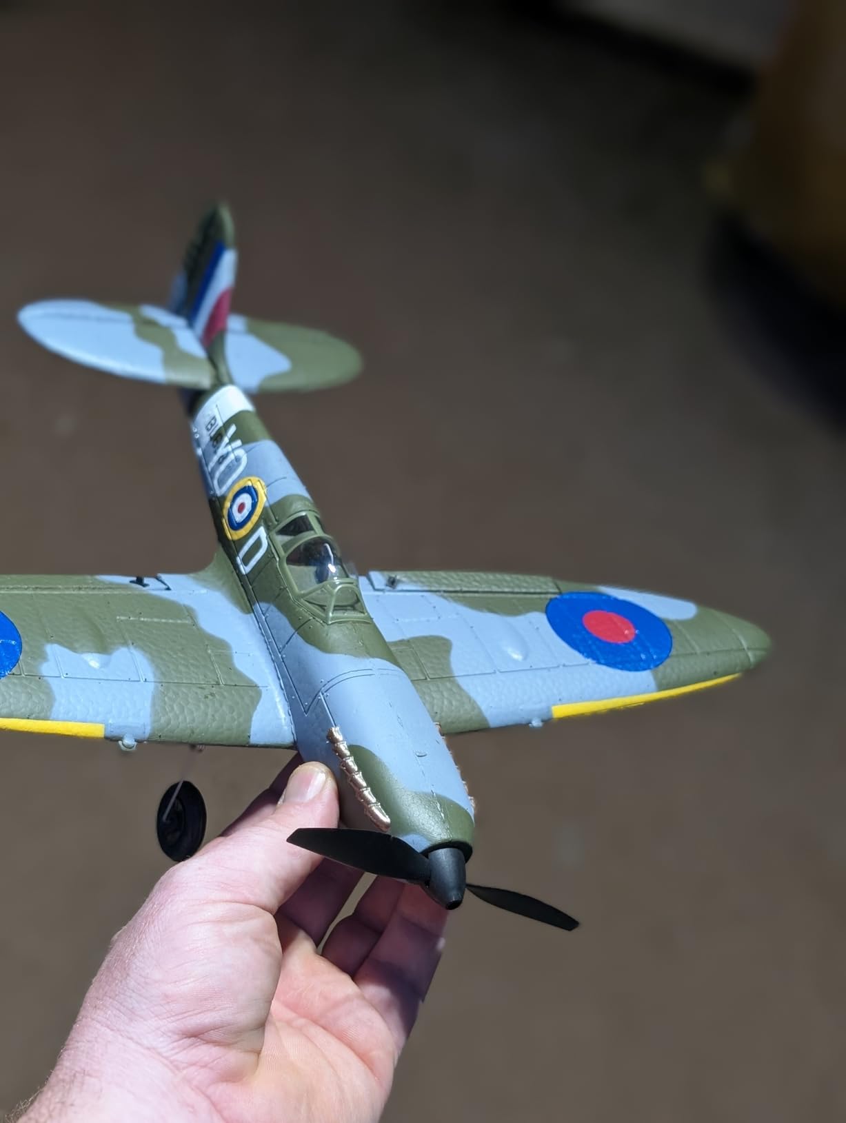 volantexrc RC Plane, 4 Channel Remote Control Airplane BF109 Fighter RTF with Aileron, Gyro, Aerobatics & 3 Modes Easy to Fly, Hobby Radio Controlled Aircraft for Beginners & Adults (Yellow) customer photo 1