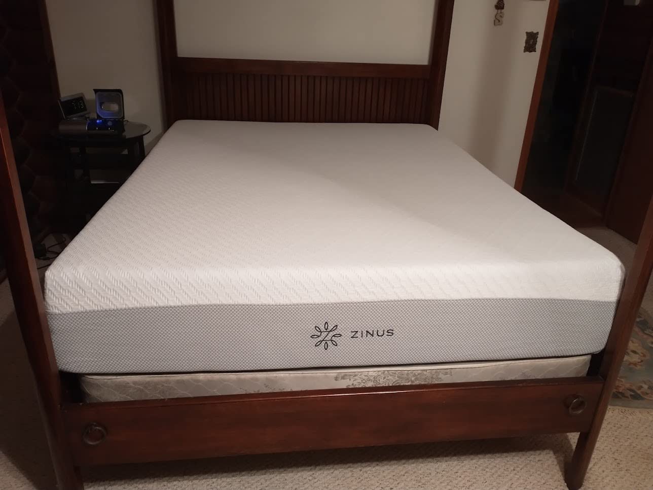 Zinus 14 Inch Ultra Cooling Gel Memory Foam Mattress, King, Cool-to-Touch Soft Knit Cover, Pressure Relieving, CertiPUR-US Certified, Mattress in A Box, All-New, Made in USA customer photo 2