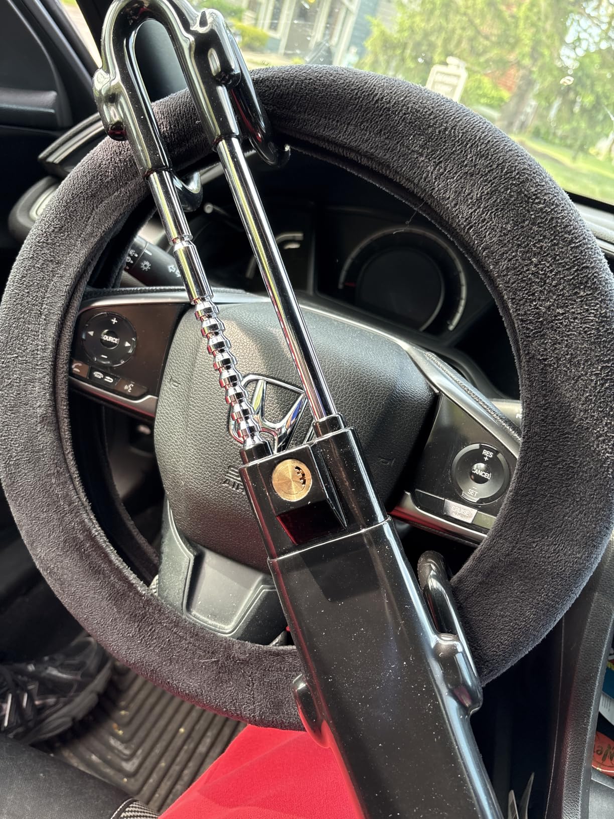 Tevlaphee Steering Wheel Lock Anti-Theft Car Device Heavy Duty Security Car Lock Antitheft Locking Devices Great Deterrent Adjustable Car Wheel Lock Anti Theft for Vehicle Truck with 3 Keys customer photo 1