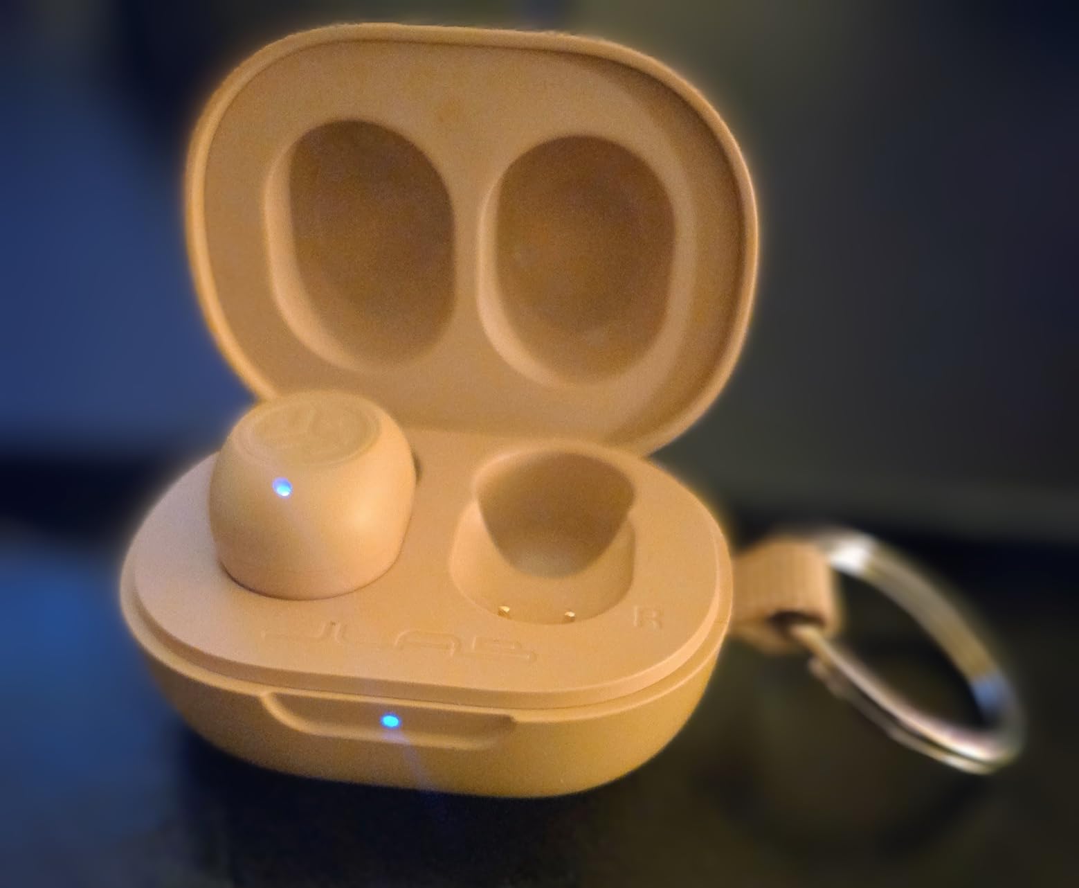 JLab JBuds Mini True Wireless Bluetooth Earbuds + Charging Case, Charcoal Black, IP55 Sweat and Dust Proof, Bluetooth Multipoint, Be Aware Audio, 3 EQ Sound Settings, Crystal Clear Calls customer photo 1
