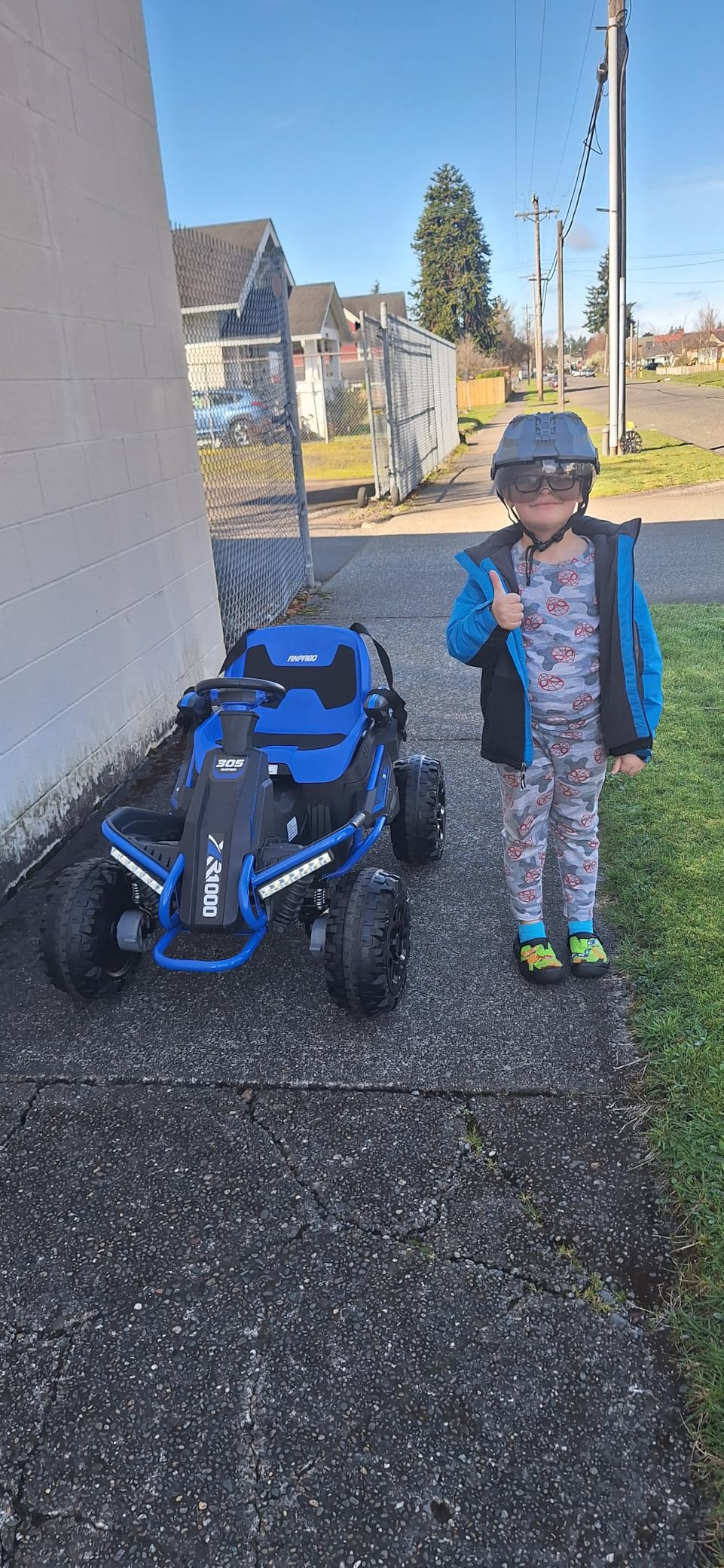 ANPABO 24V 4x4 Ride On Toys for Big Kids Aged 3-12, 4x200W Motors, 5MPH, Wide Adjustable Seat, Parent Remote, Metal Frame, Shock Absorber, for Off-Road Ride - Green customer photo 2
