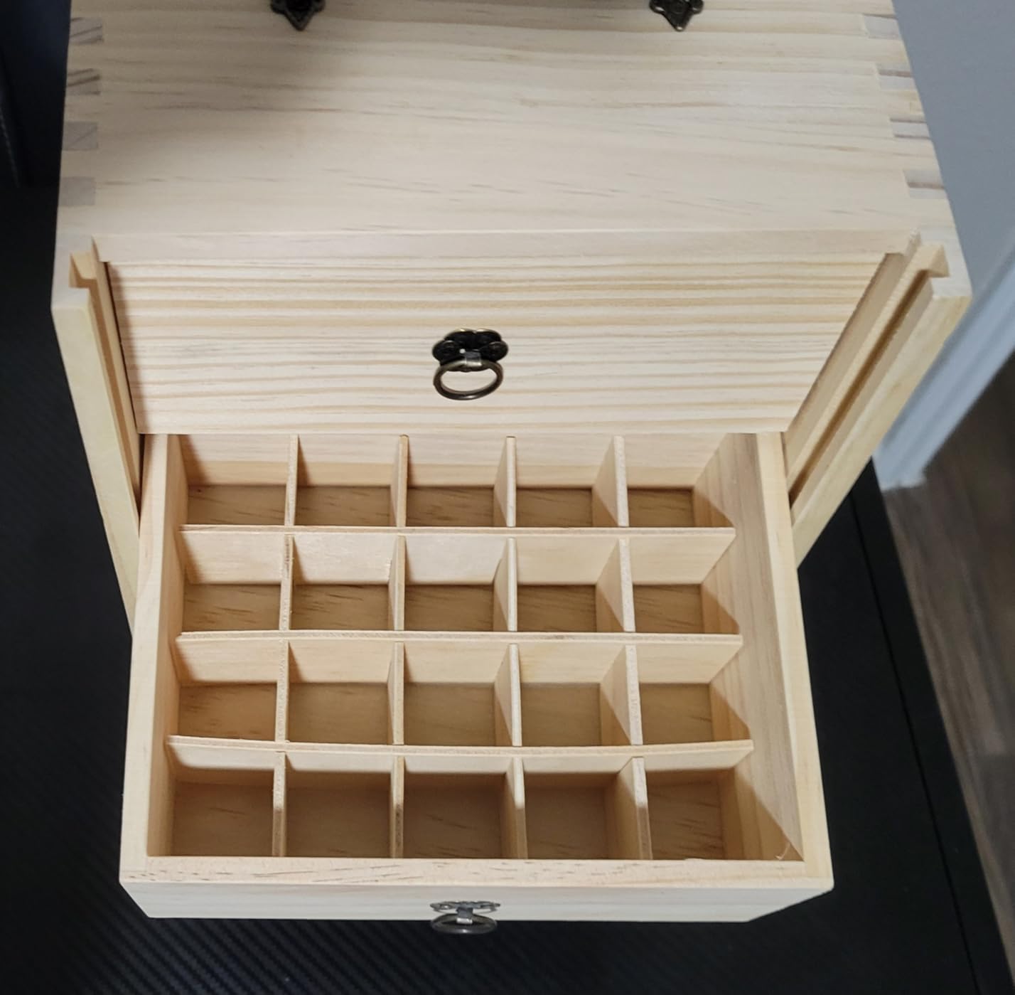 TORIBIO Essential Oil Storage Box for 40 Bottles, Wooden Essential Oils Holder Organizer Holds 5-30ml customer photo 2