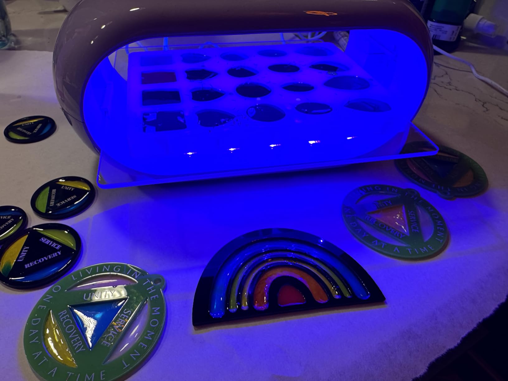 LET'S RESIN UV Light, Two-Sided Longer Time Setting (2m,3m,5m) Resin Light with 36 LED Beads, Large Size UV Lamp for Resin Curing, Molds, DIY Craft Decor (Own Design Patent) customer photo 2
