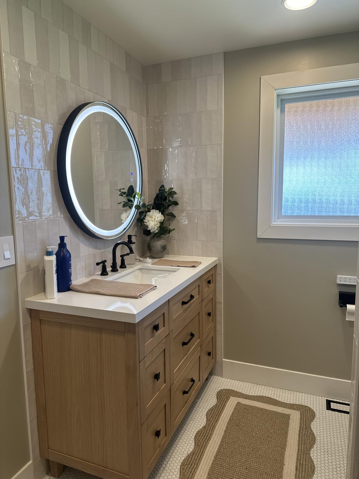 S BAGNO 31.5 Inch Round Led Bathroom Mirror with Lights, Backlit and Front Lighted, Wall-Mounted Vanity Mirror 3000K/4000K/6500K, Inside Bluetooth Speaker Anti-Fog Dimmable Smart Mirror customer photo 2