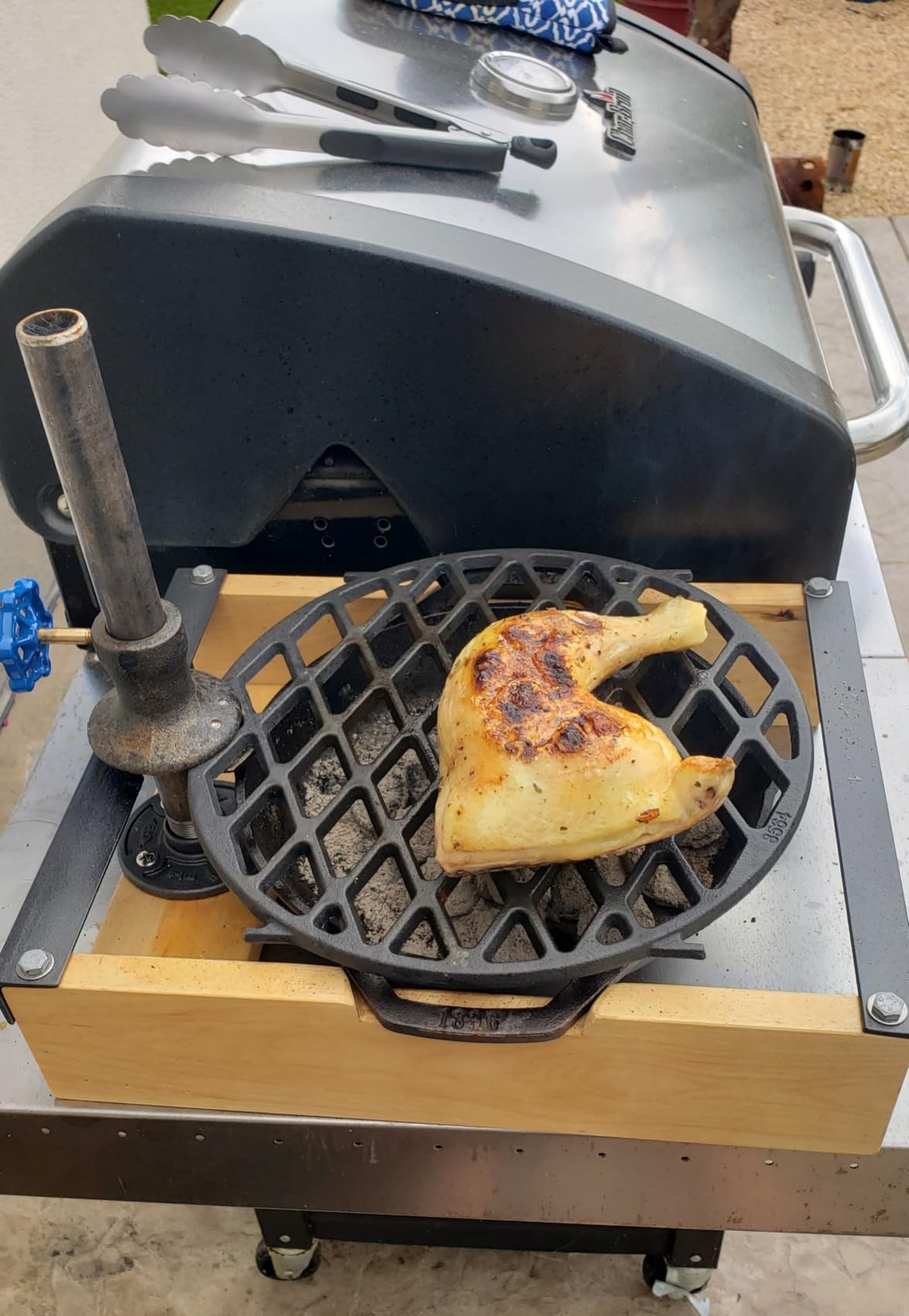 Skyflame Charkettle Cast Iron Gourmet BBQ System 11.8 Inch Sear Grate Replacement for 8834, Thick Searing/Cooking Grid, Compatible with 22-1/2 inch Weber Charcoal Grills customer photo 1