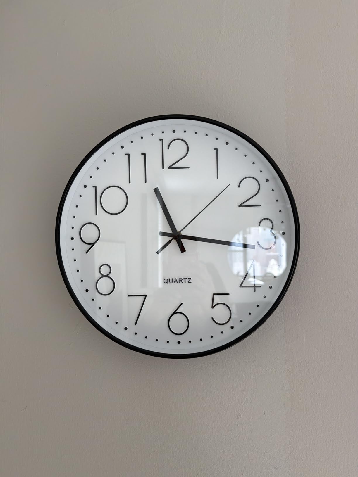 Wall Clock 12 Inch Non-Ticking Silent Modern Simple Style Round Decor Clock Gold Stereoscopic Dial Quartz Wall Clocks for Home/Office/School/Living Room/Bedroom/Kitchen customer photo 1