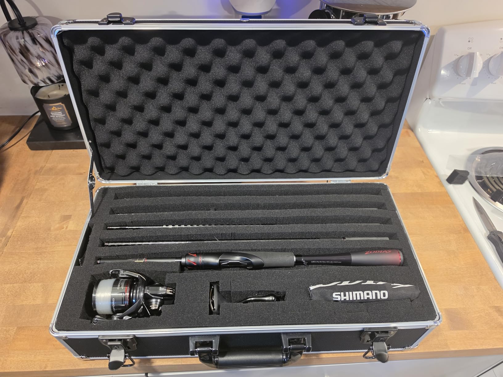 15 Inch Aluminum Carrying Case 15 X 11 X 4.3 Inch Ideal for Microphone & Camera Gear Transportation, DJ Mixer Case with Customizable Pre-Diced Foam, Black customer photo 2