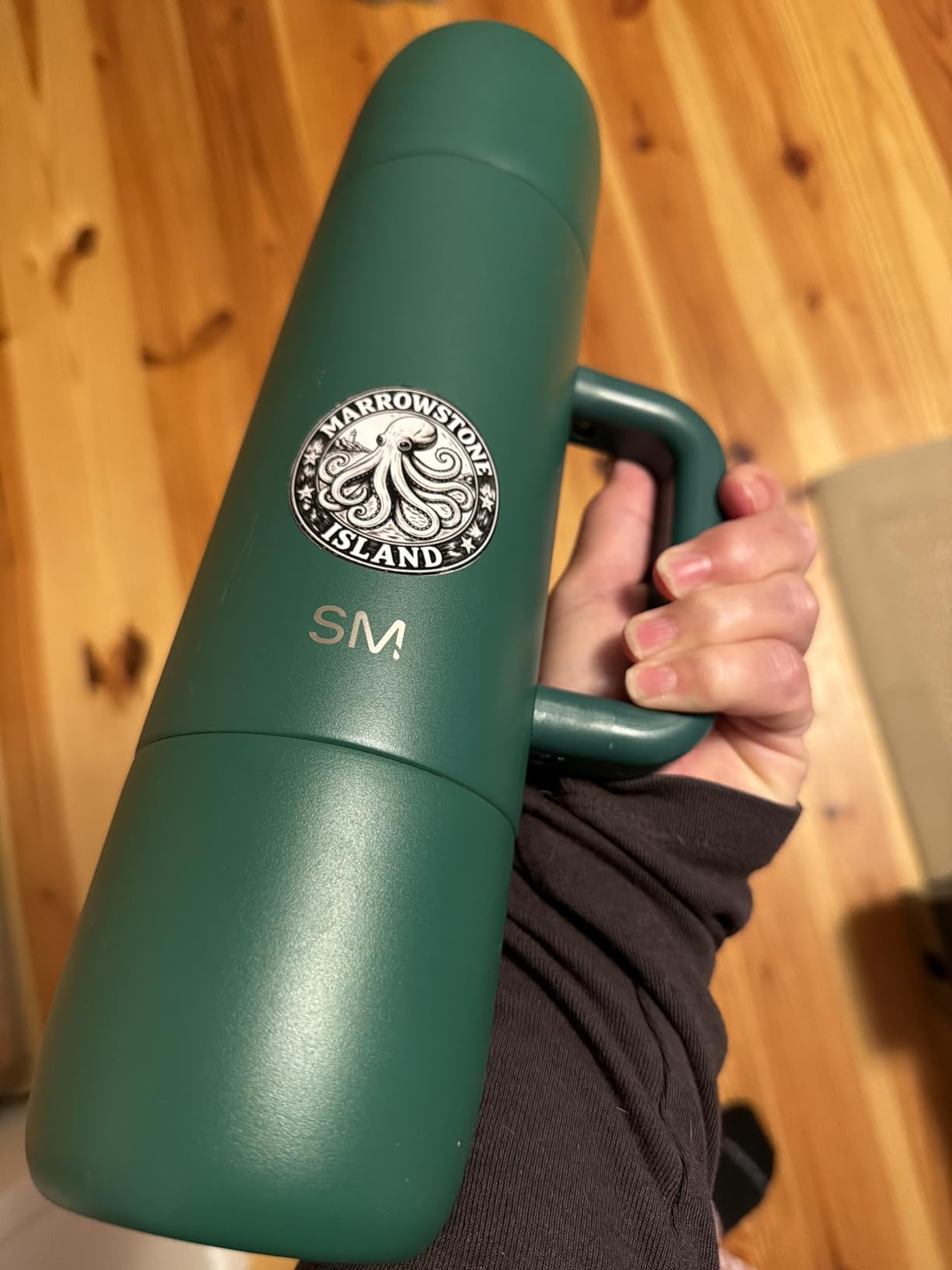 Simple Modern 36oz Insulated Hot Beverage Bottle with 2 Mugs | Travel Coffee Thermos for Hot Drinks | Twist and Pour Top | Commute, Travel, and Picnic Friendly | Roam Collection | Slumberland customer photo 1