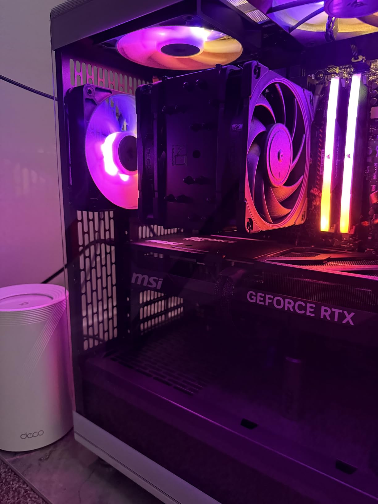 Fractal Design North XL Chalk White Mesh - Three 140mm Aspect PWM Fans Included - Type C USB - EATX Airflow Full Tower PC Gaming Case customer photo 2