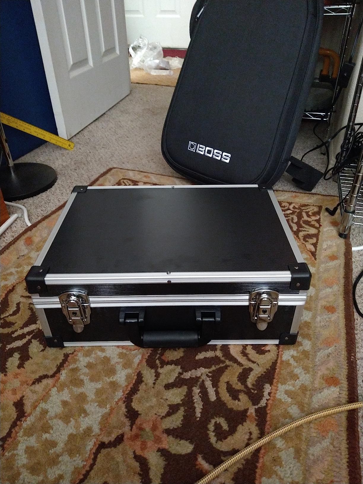 19in Aluminum Hard Case with DIY Customizable Foam Insert (18 x 13 x 5in Interior) customer photo 2