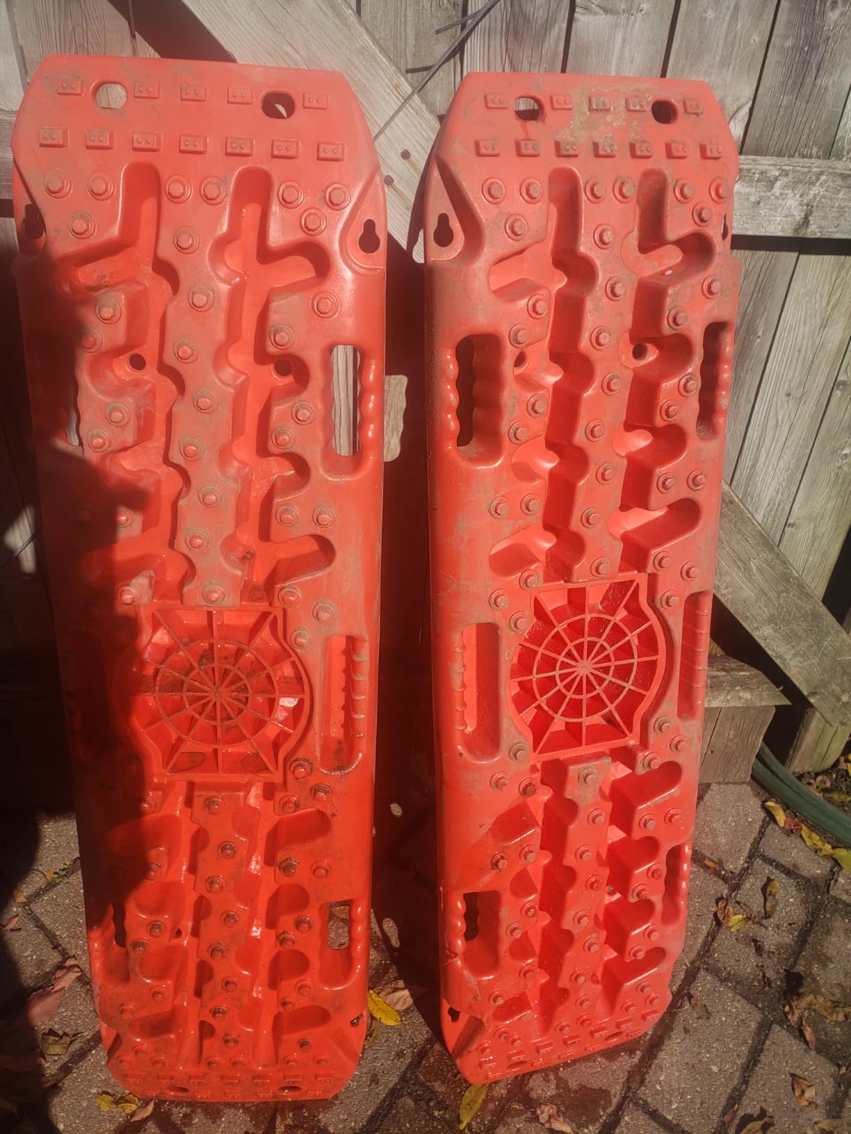OULEME Off-Road Traction Boards with Jack Lift Base, Recovery Board for Sand, Mud, and Snow Tracks - Tire Traction Pads Compatible with all types of tires (Orange) customer photo 2