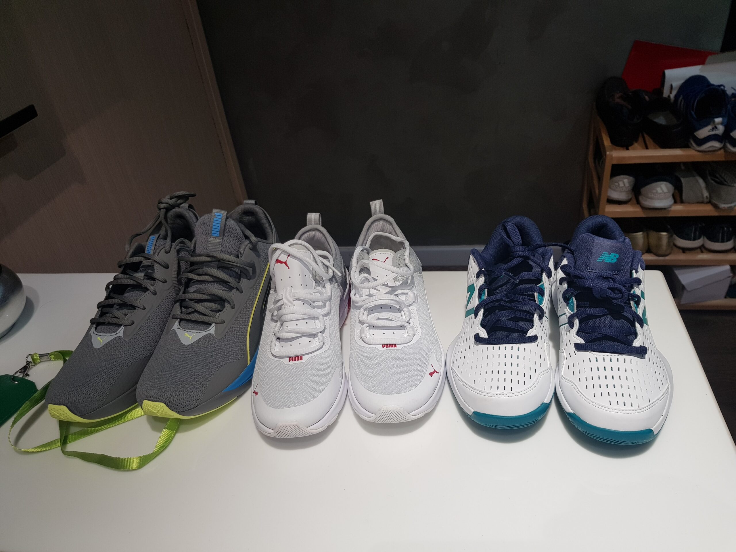 New Balance Men's 696 V4 Hard Court Tennis Shoe customer photo 2