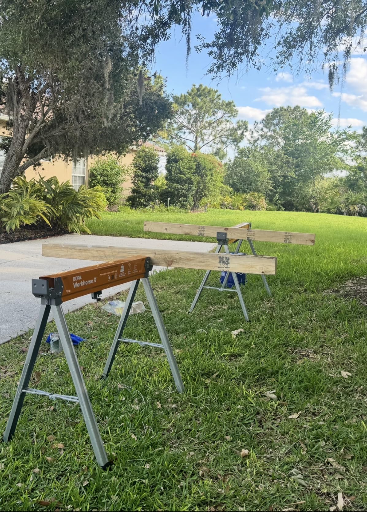 BORA Workhorse Saw horses 2 pack Folding Heavy Duty Metal Sawhorse with 2x4 Bracket Built in Bottle Opener Professional Saw Horse for Woodworking Carpenters Contractors PM-3350T customer photo 1