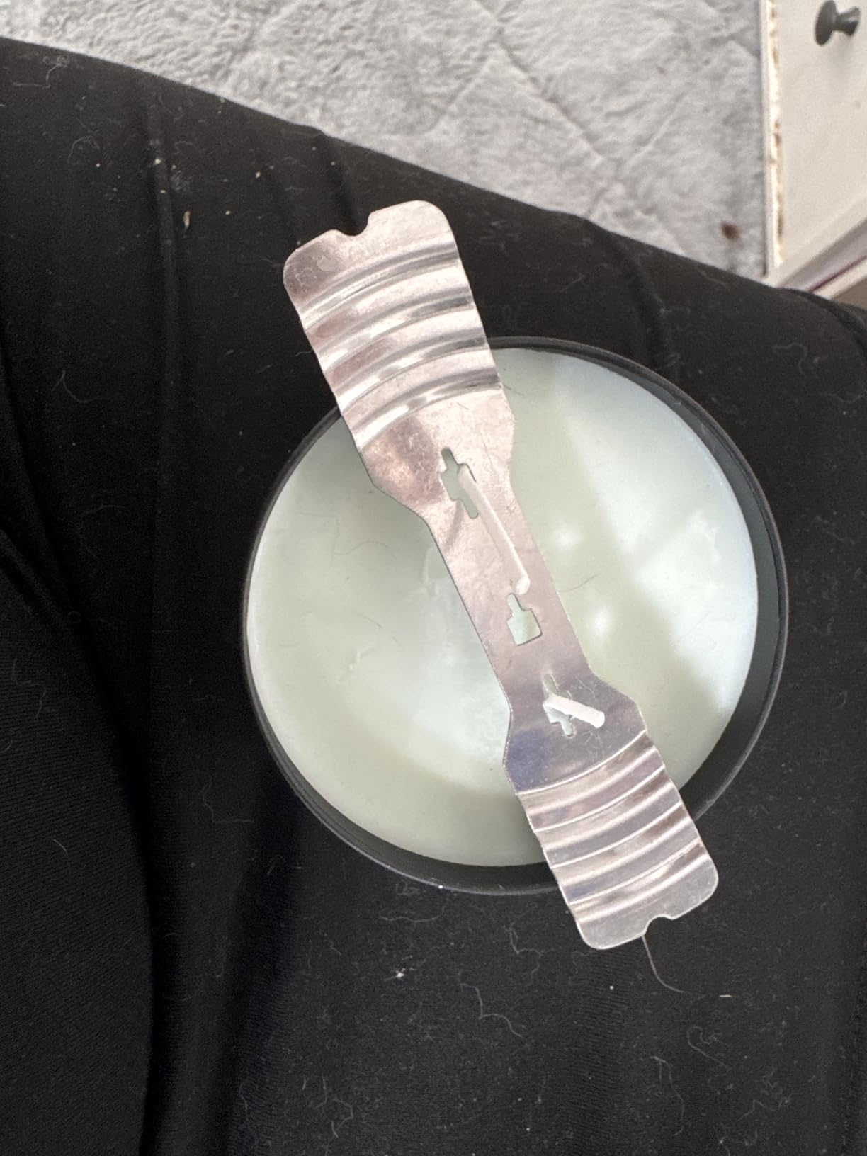 36pcs Metal Candle Wick Holders, 40pcs Candle Wick Stickers Upgraded Candle Wick Centering Devices, Silver Stainless Steel Candle Wick Holder for Candle Making customer photo 1