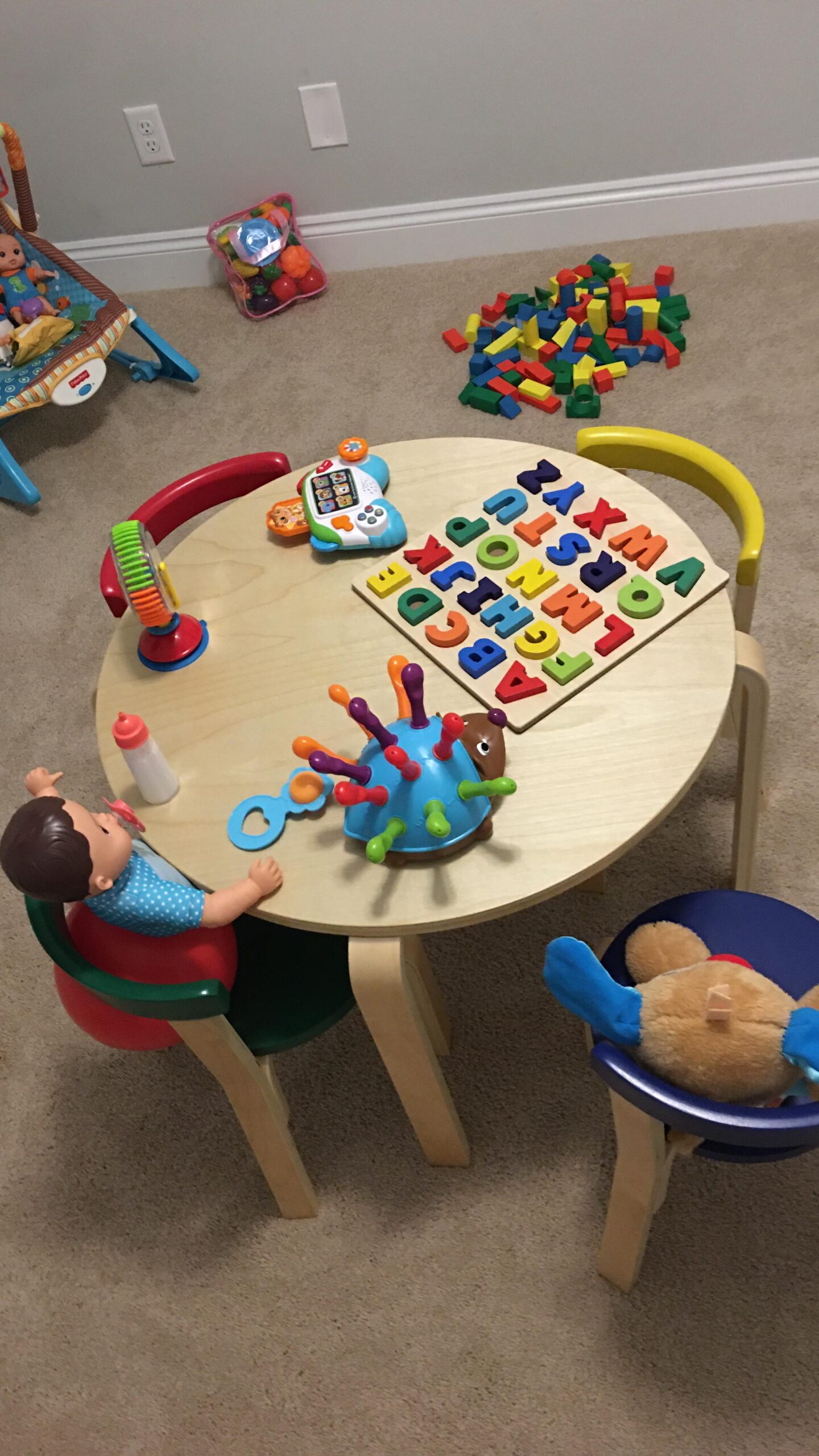 ECR4Kids Bentwood Table and Curved Back Chair Set, Kids Furniture, Earthtone, 5-Piece customer photo 1