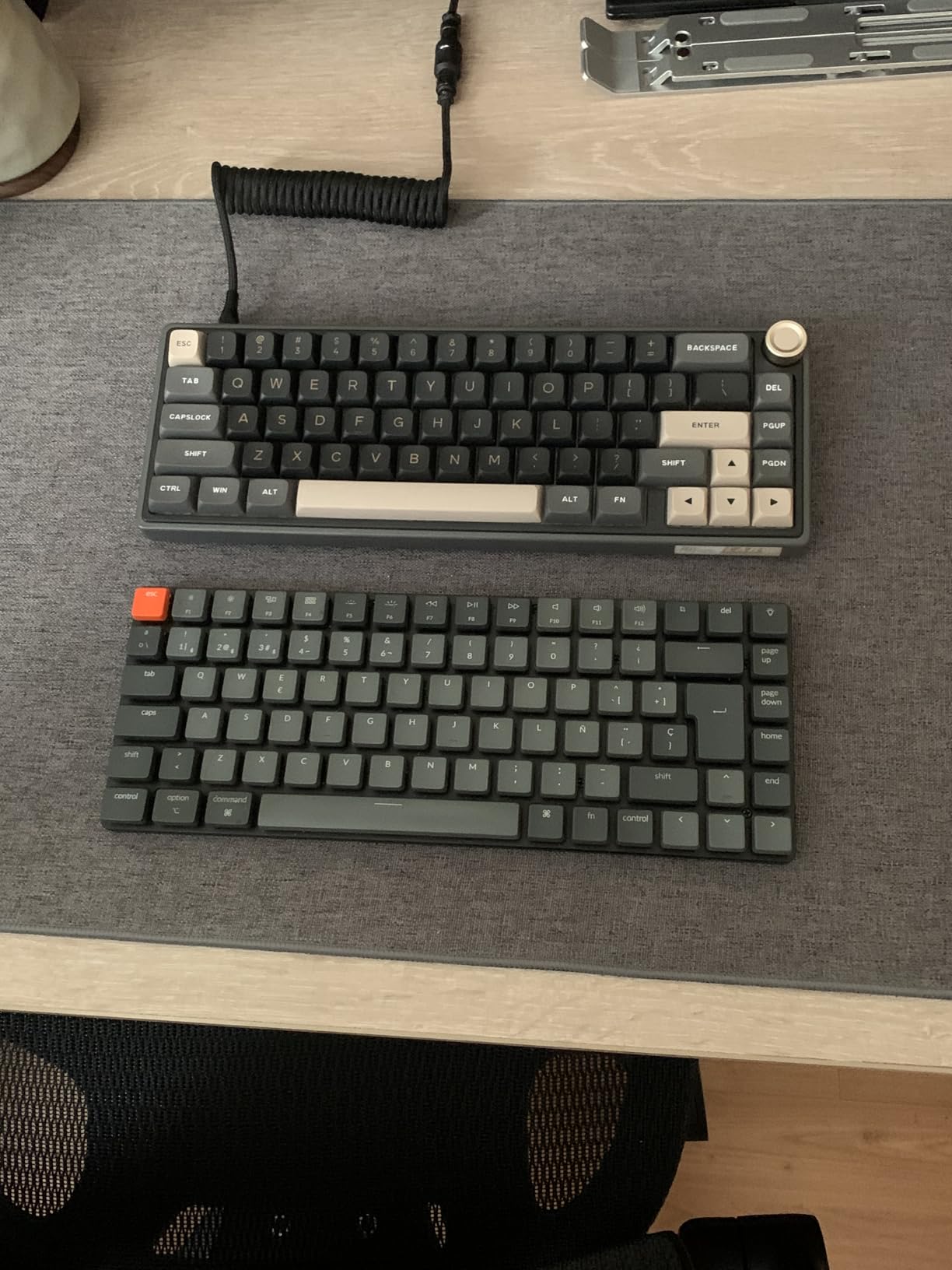 RK ROYAL KLUDGE R65 Wired Gaming Keyboard with Volume Knob, 60% Percent RGB Backlit Mechanical Keyboard Gasket Mount with PBT Keycaps, MDA Profile, QMK/VIA, 66 Keys Hot Swappable Cream Switch, Black customer photo 2