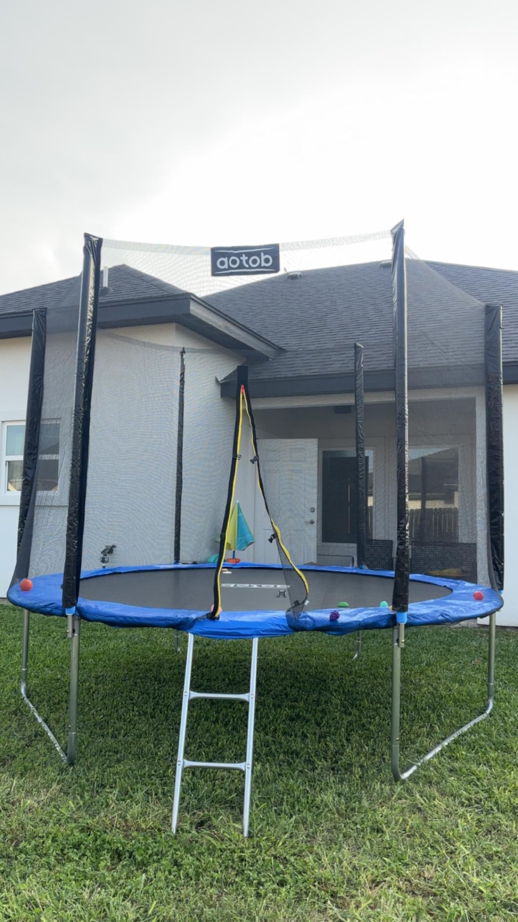 AOTOB 8FT 10FT 12FT 14 FT 15FT Trampoline with Safety Enclosure Net, Outdoor Trampoline with Basketball Hoop, Heavy Duty Jumping Mat and Spring Cover Padding for Kids and Adults, Storage Bag and Ladder customer photo 1