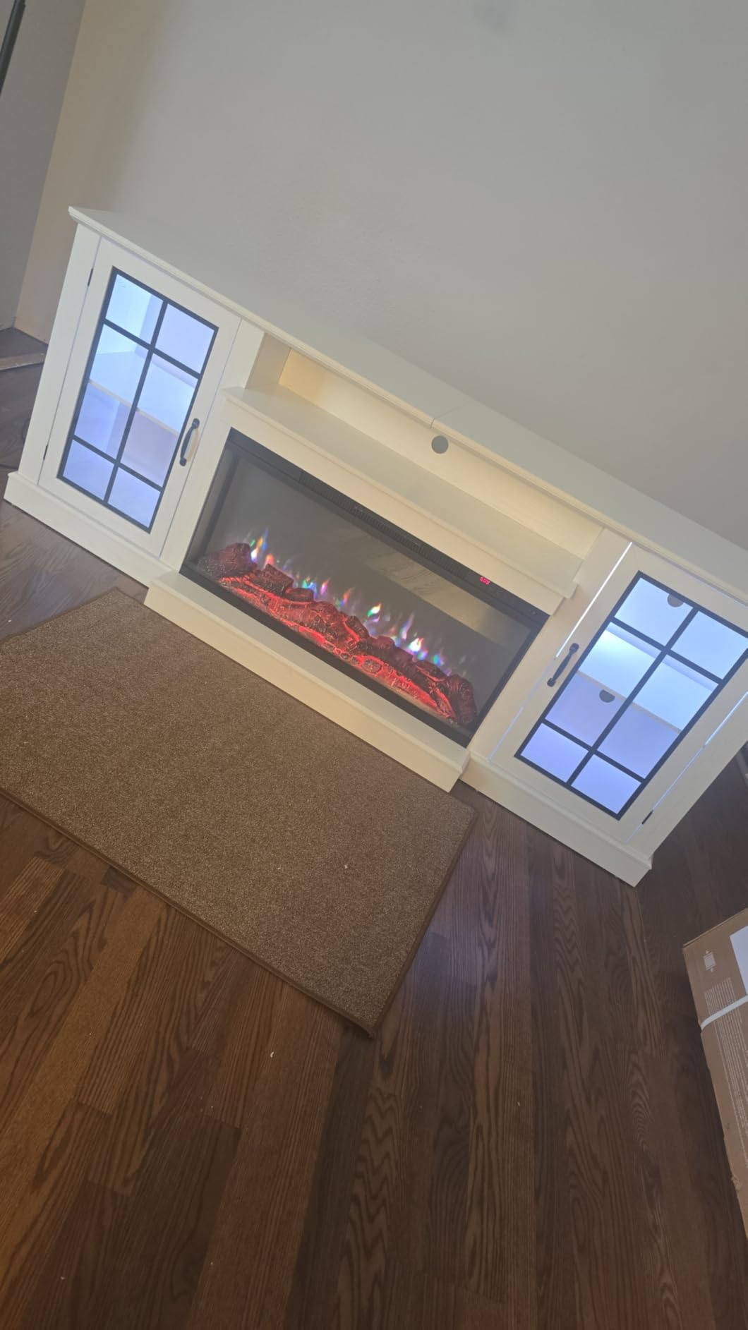 oneinmil 59'' Fireplace TV Stand, 3 Sided Glass Media Entertainment Center Console Table for TVs up to 65'' with Glass Door Adjustable Flame LED Color for Living Room, Set of TV Table, White customer photo 2