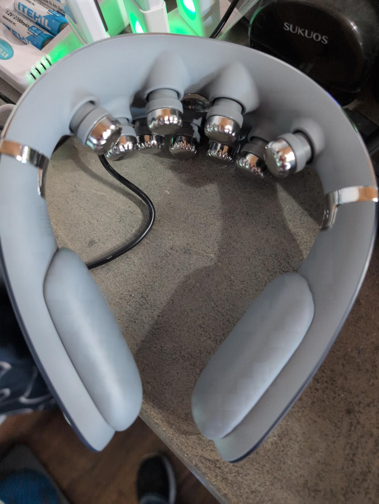 SKG G7 Pro Fold Neck Massager for Strain Relief Deep Tissue with Heat and Vibration Cordless Travel Massager customer photo 1