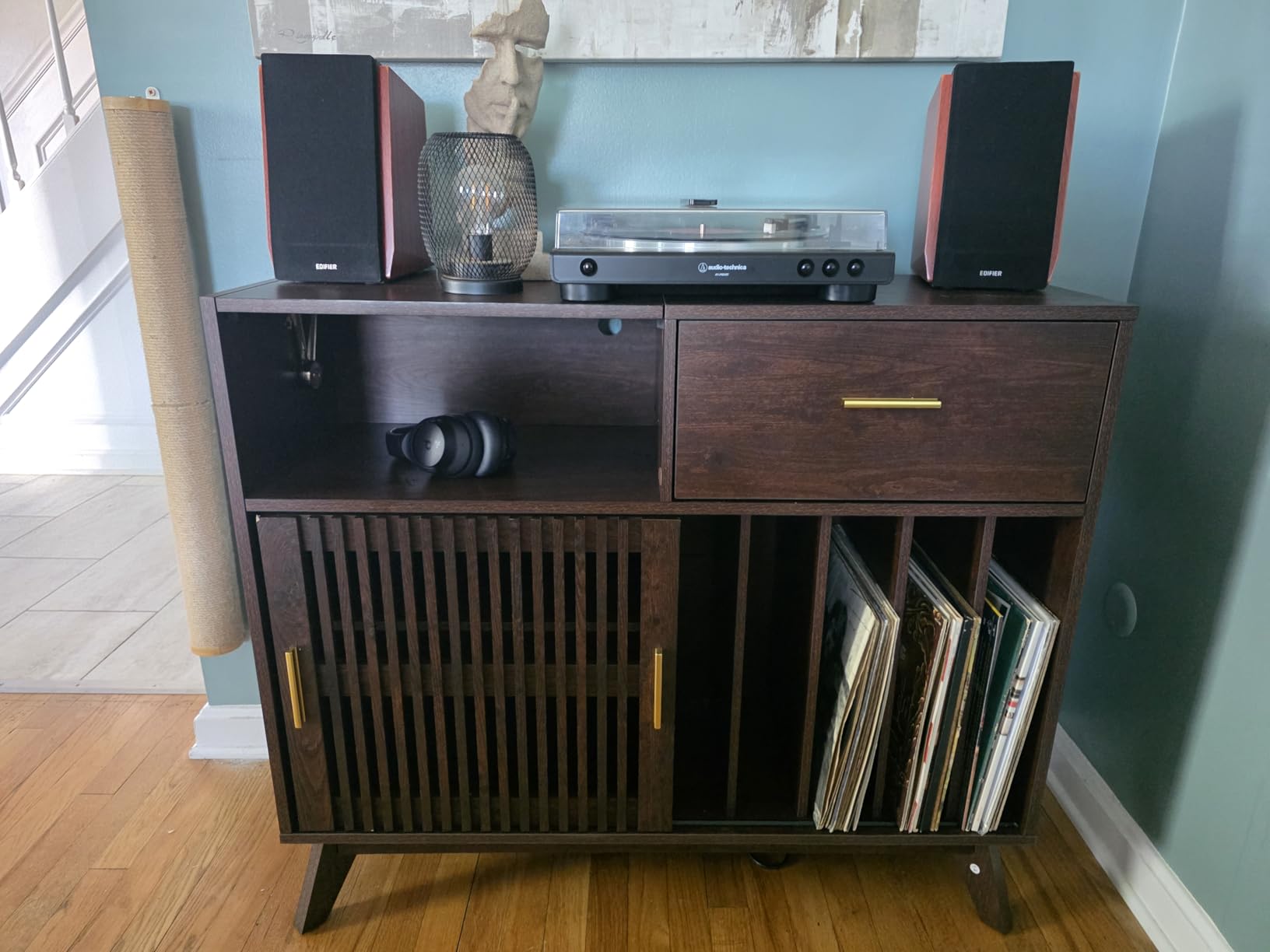 Edifier R1700BT Bluetooth Bookshelf Speaker - Active Near-Field Studio Monitors - Powered Speakers 2.0 Setup Wooden Enclosure 66w RMS (Black) customer photo 2