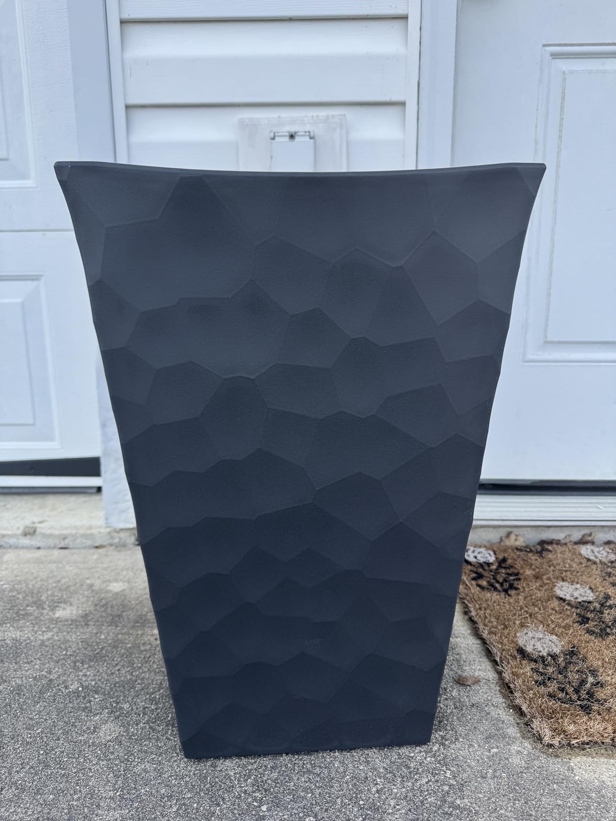 Keter Set of 2 Resin Modern Outdoor 22 Inch Tall Large Flower Pots, Tapered Wood Look Planters for Outdoor Plants and Front Porch Decor, Graphite customer photo 2